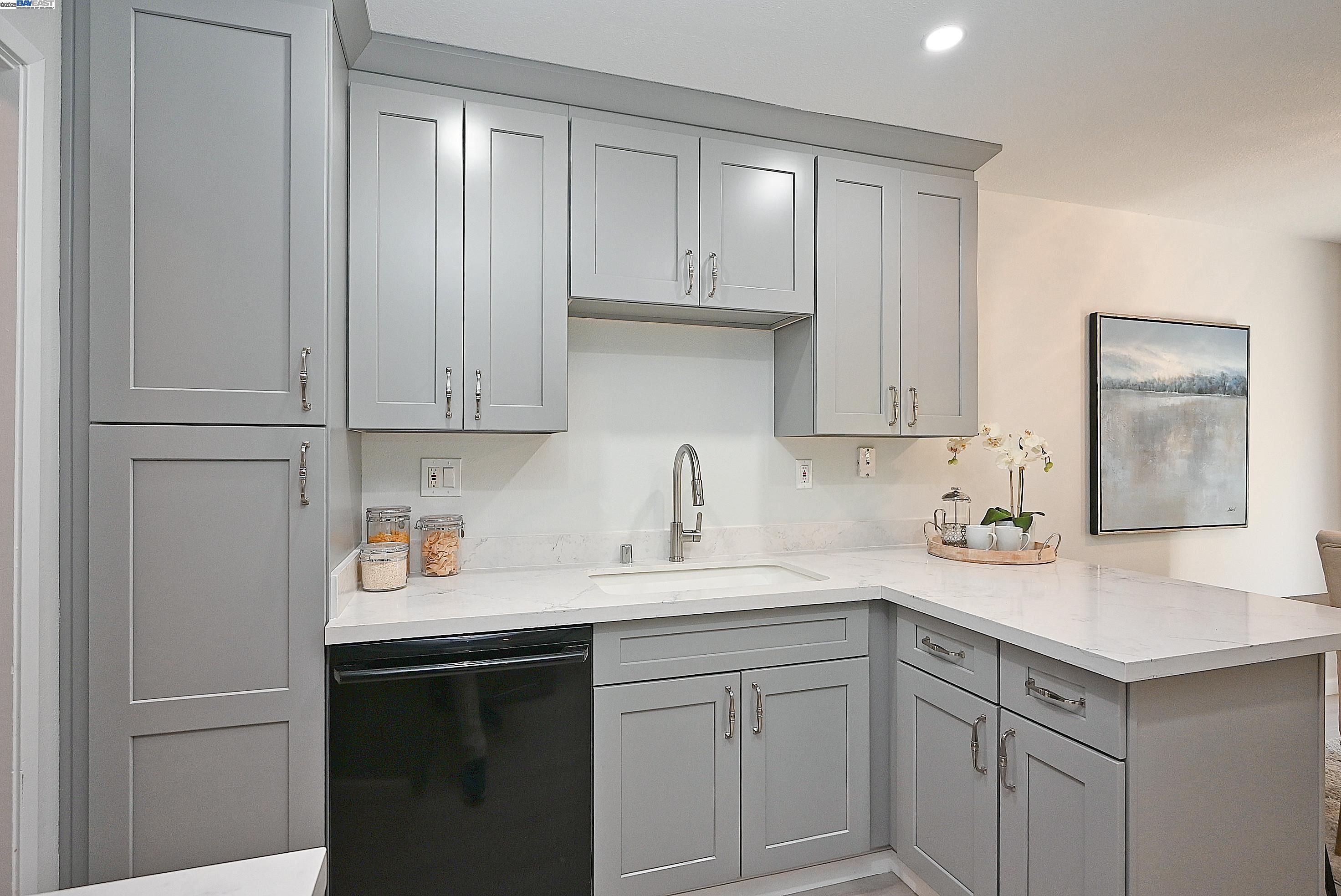 31011 Everett Ct # 9