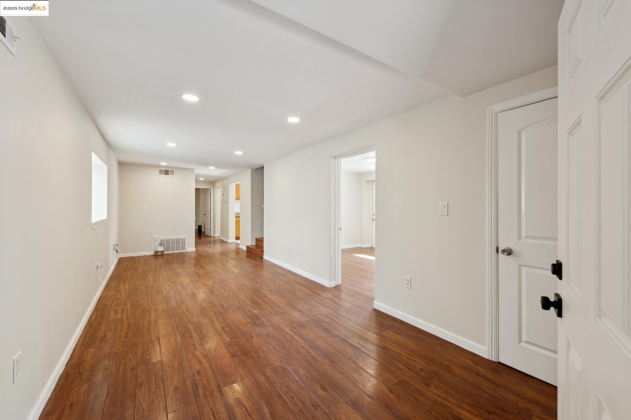 822 Henry St
