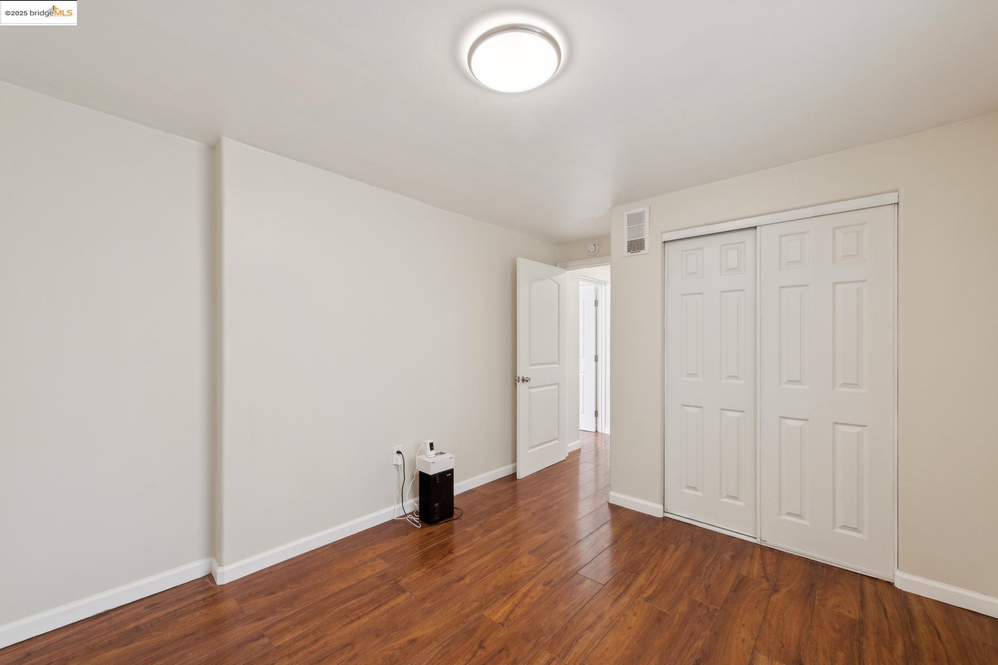 822 Henry St
