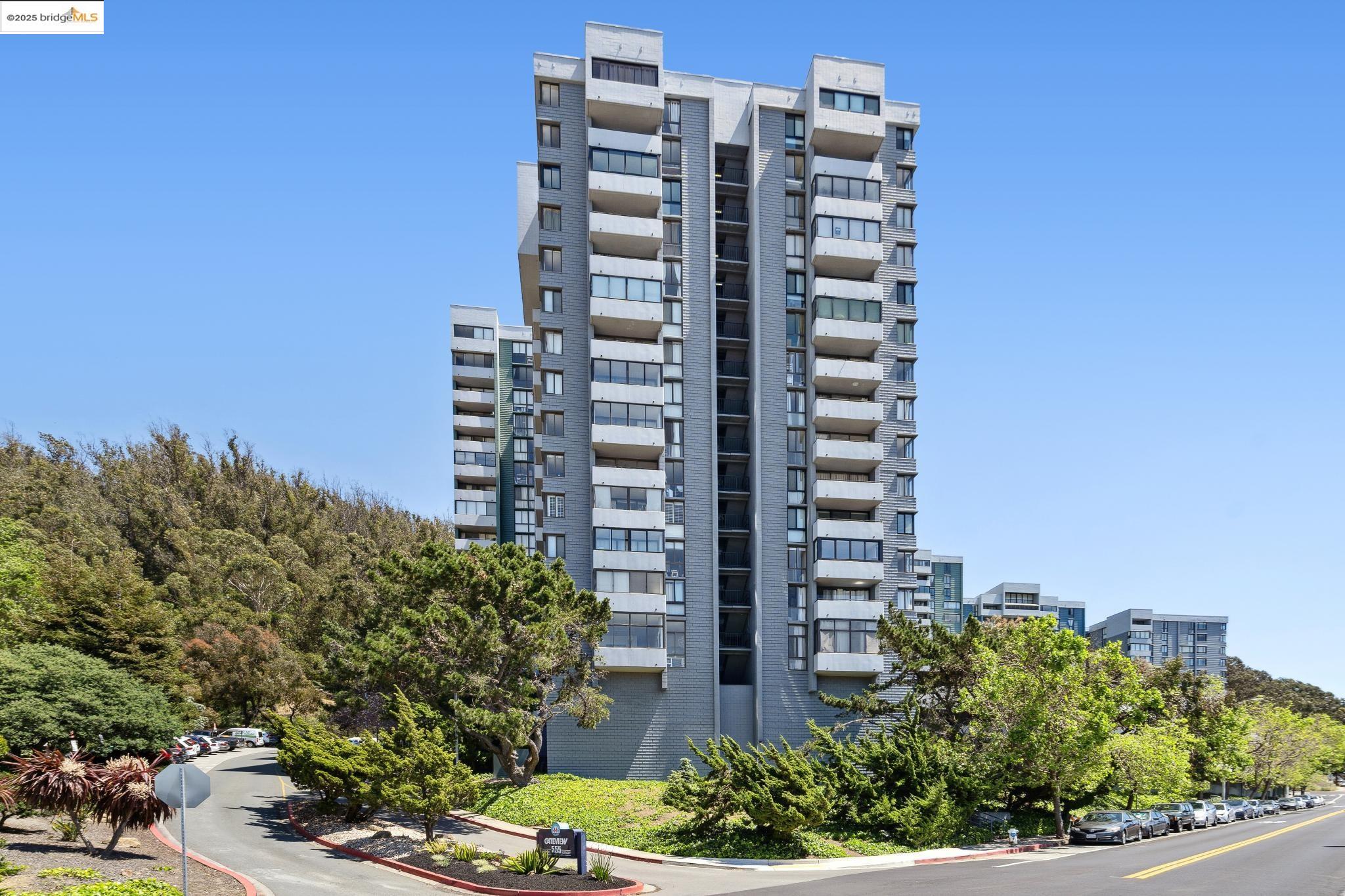 555 Pierce St # 724C