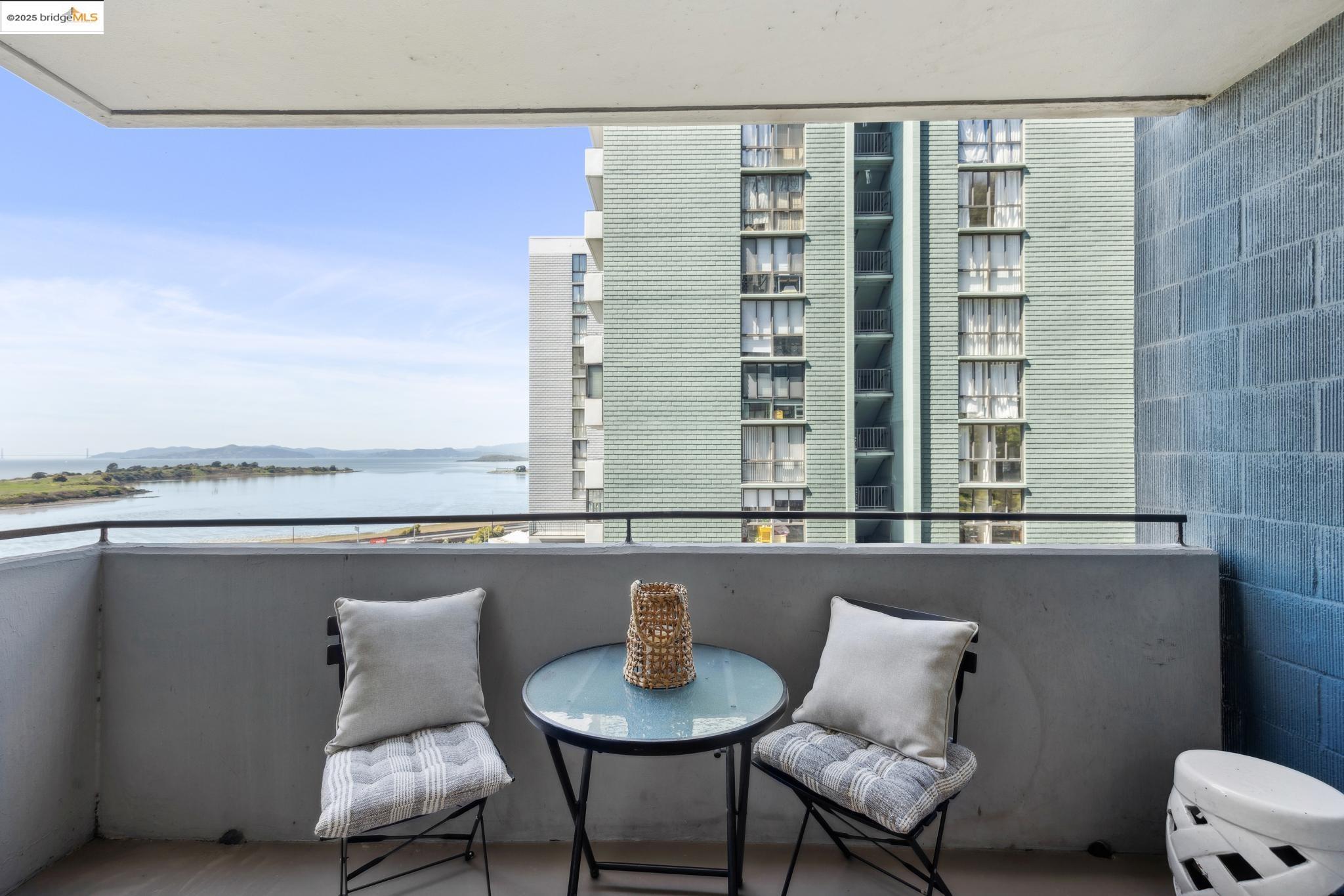 555 Pierce St # 724C