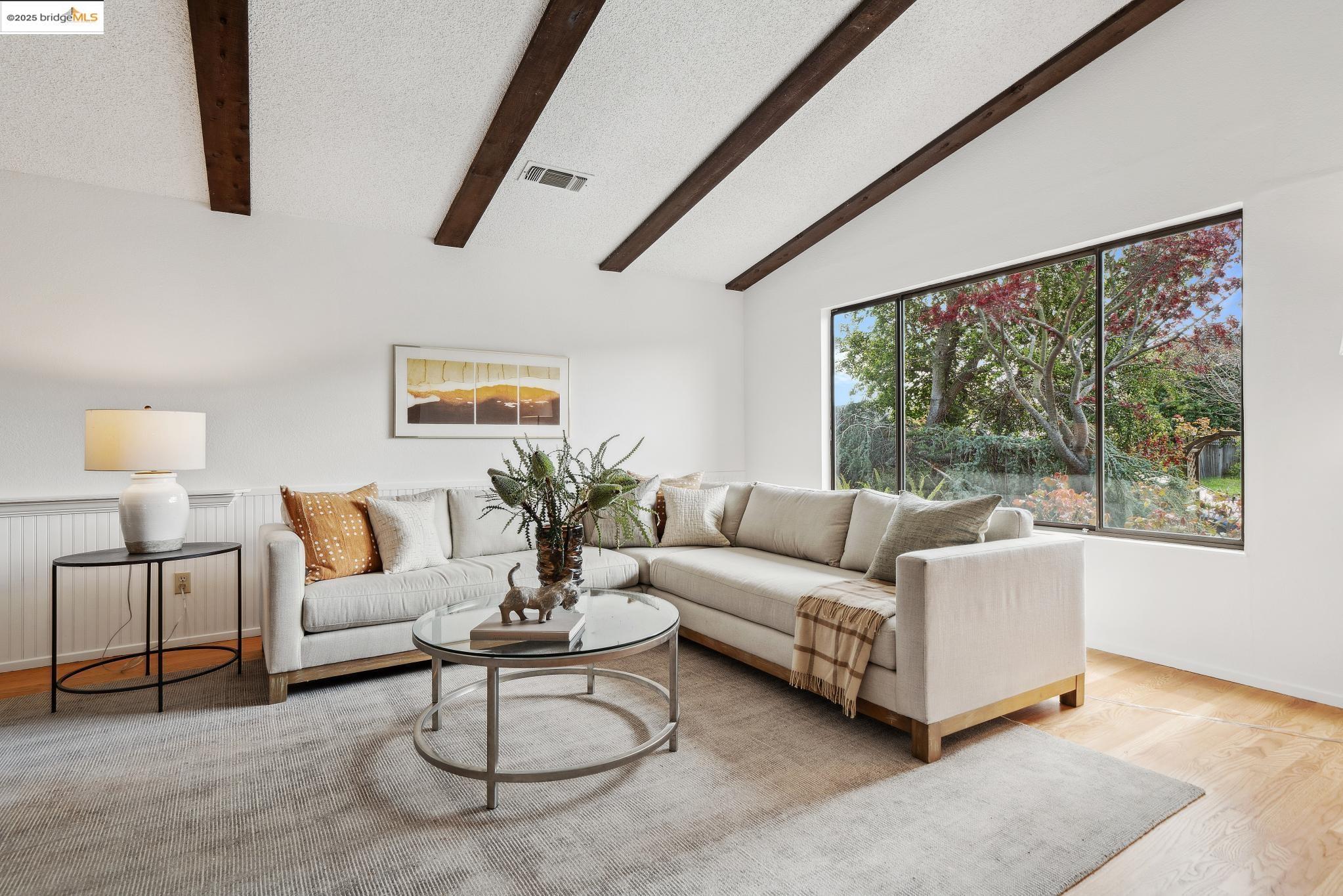 5020 Santa Rita Rd