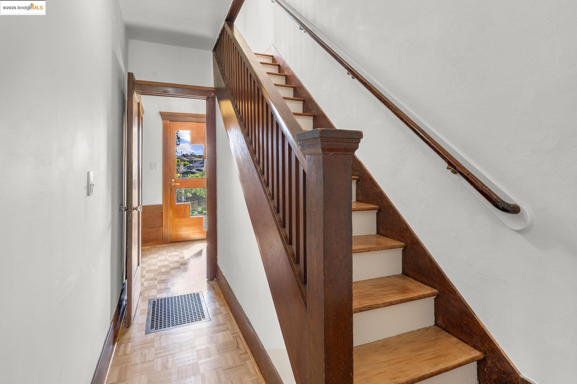 1701 Portland Ave