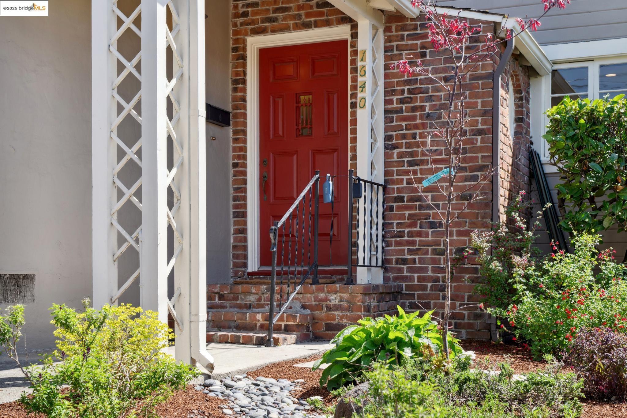 1640 Ocean View Ave.