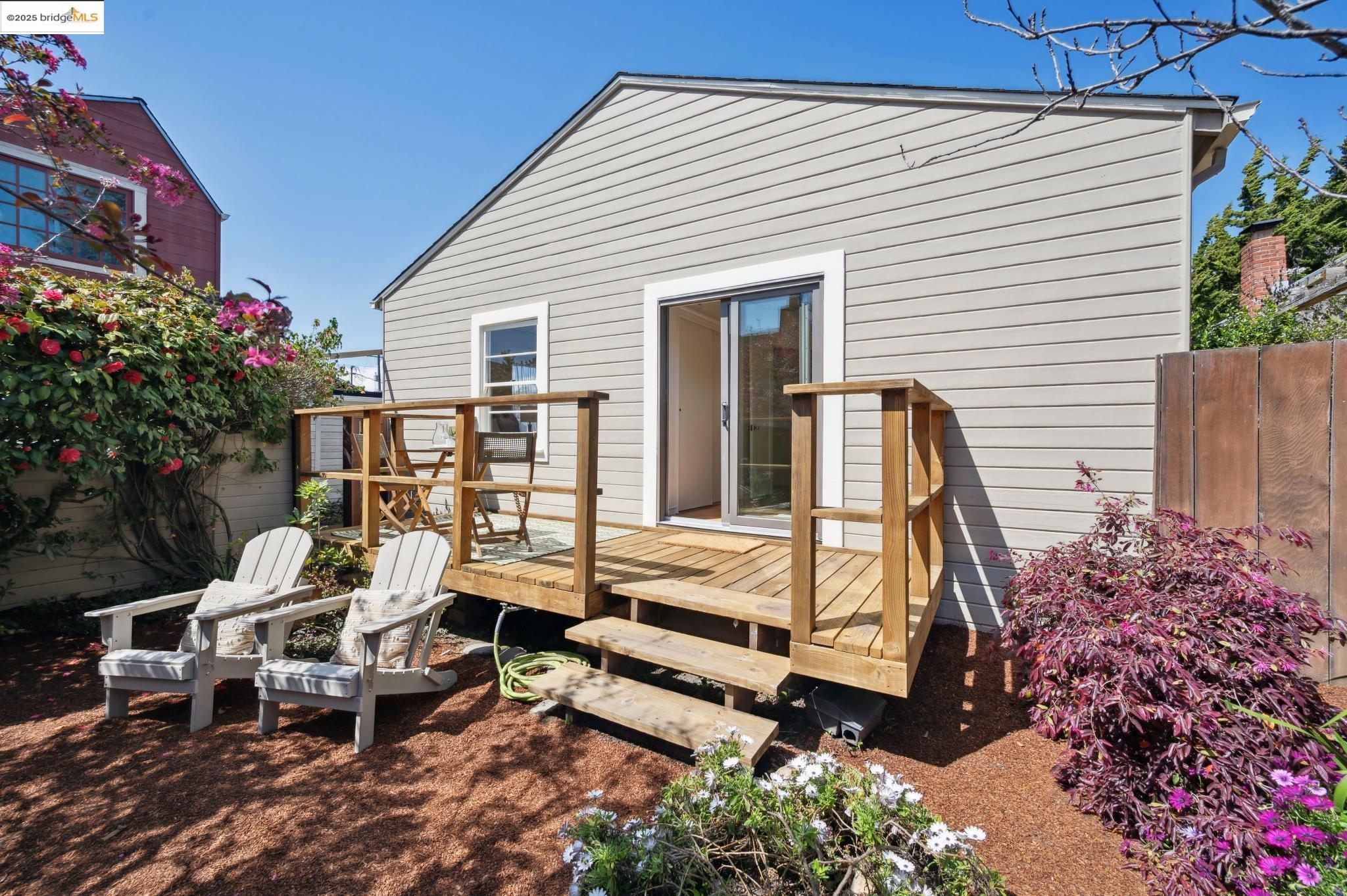 1640 Ocean View Ave.