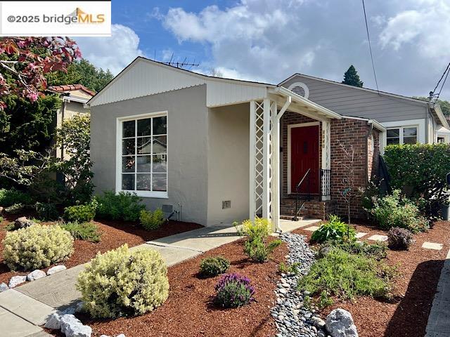 1640 Ocean View Ave.