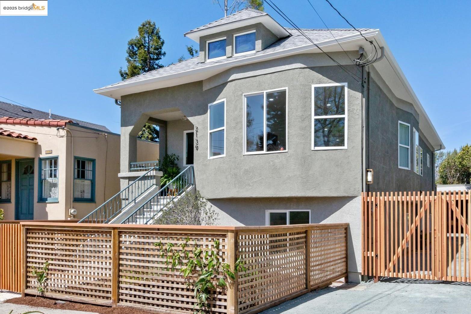 2139 Essex Street