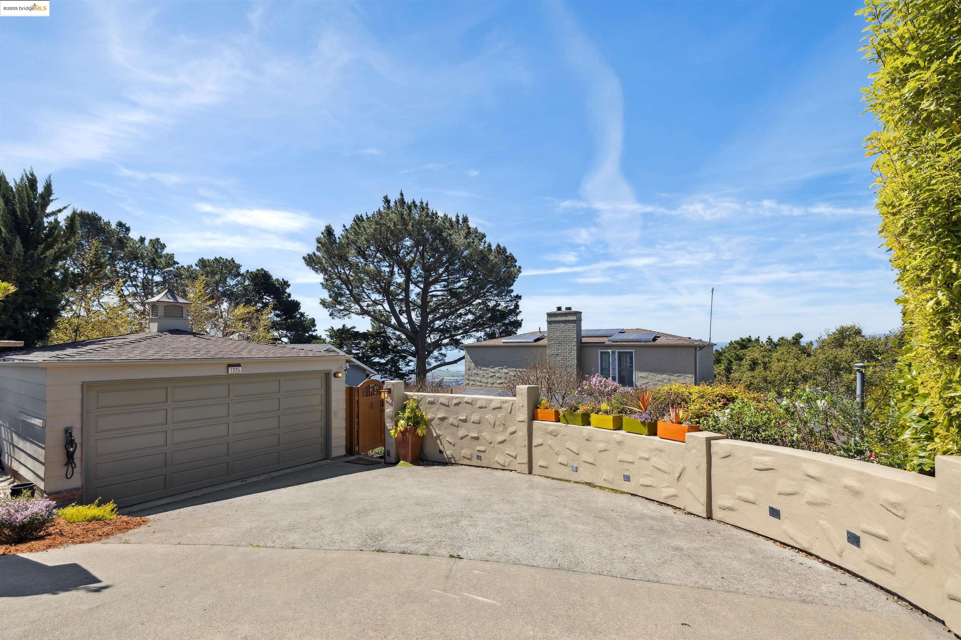 1335 Contra Costa Drive