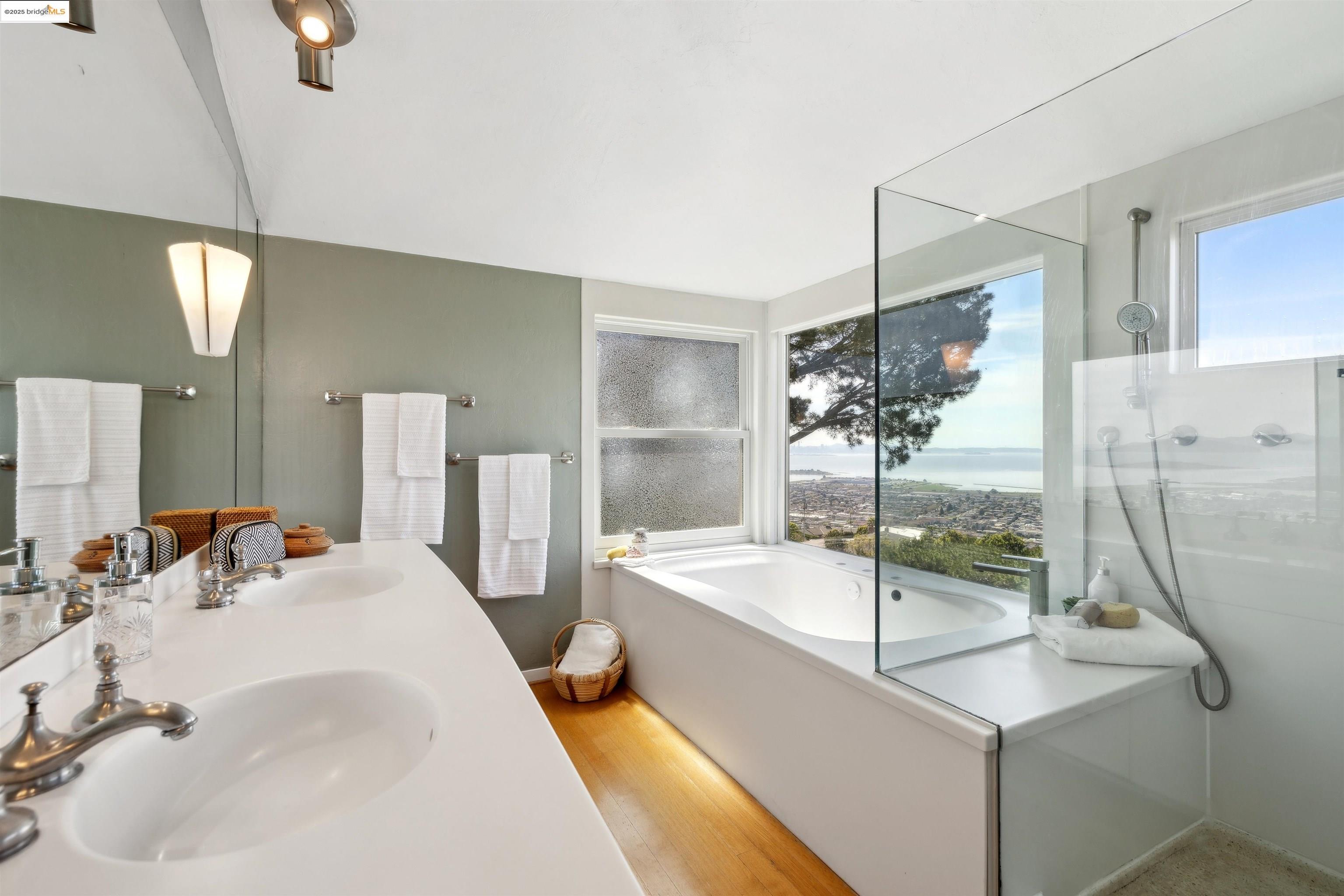 1335 Contra Costa Drive