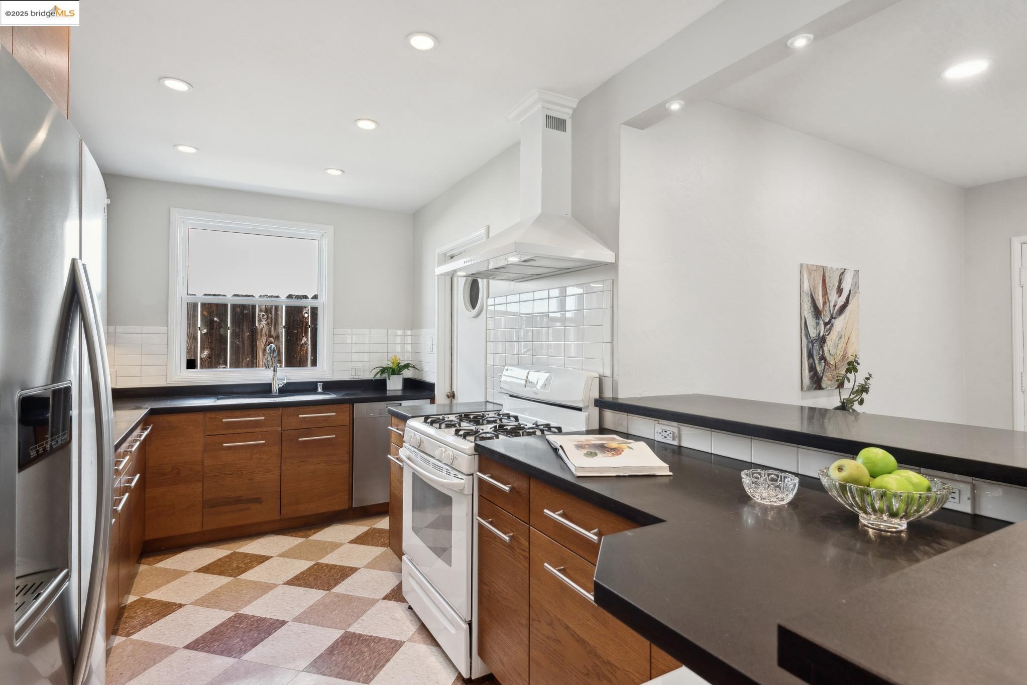 5529 Huntington Ave