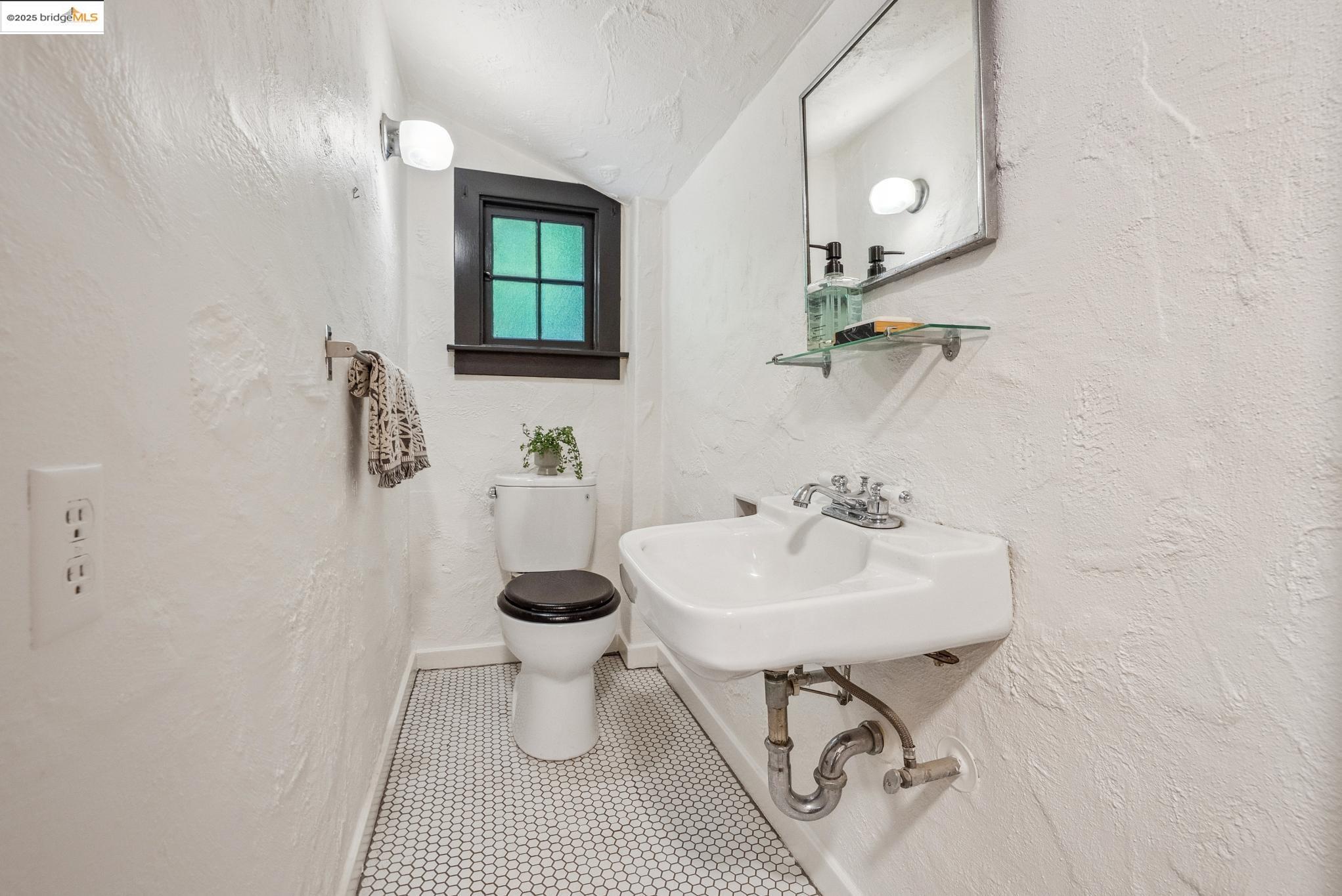 159 Tamalpais Rd.