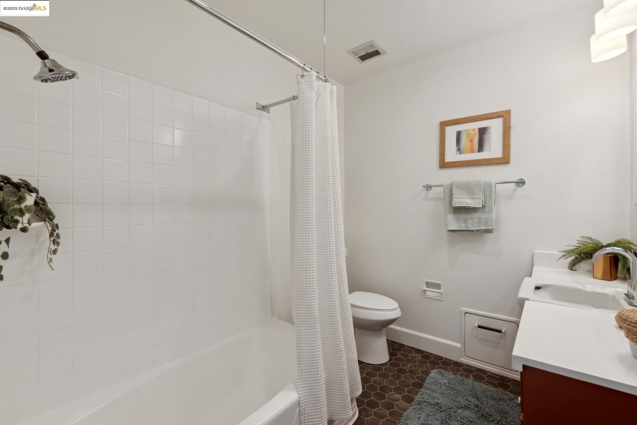 2601 College Ave # 308