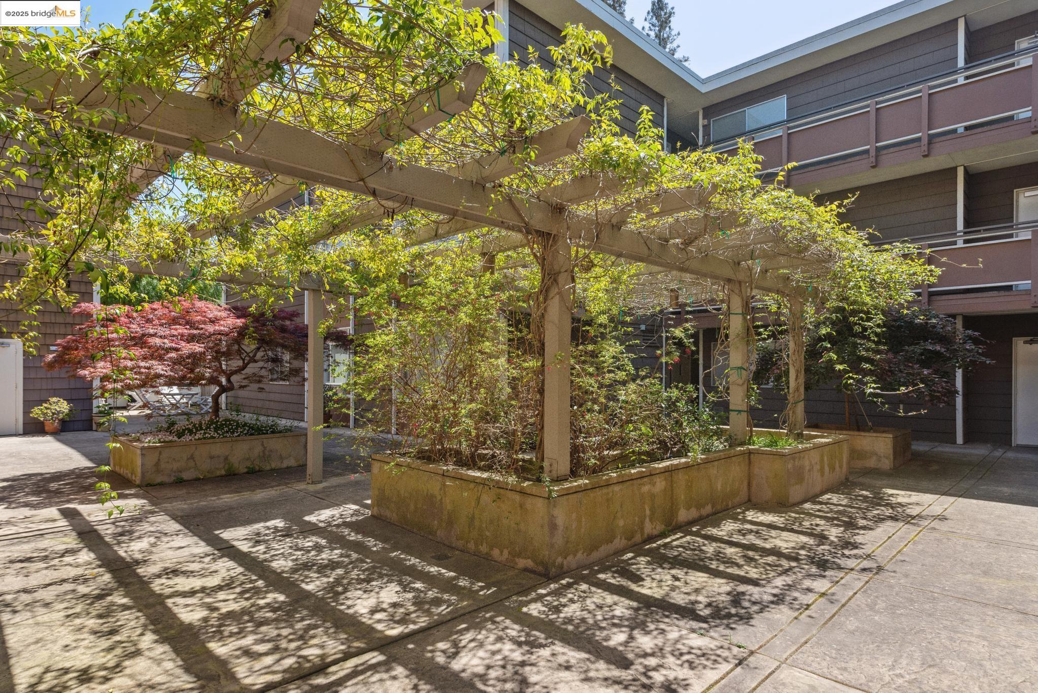 2601 College Ave # 308