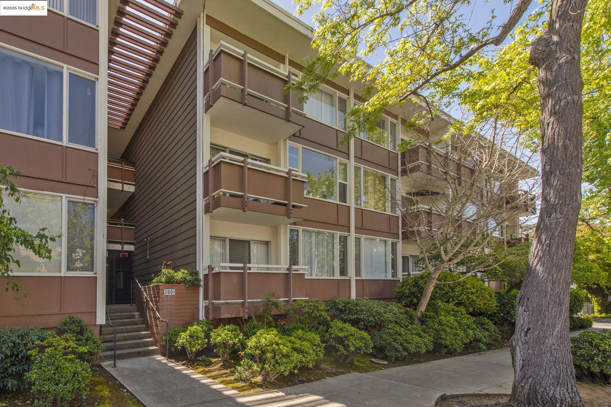 2601 College Ave # 308