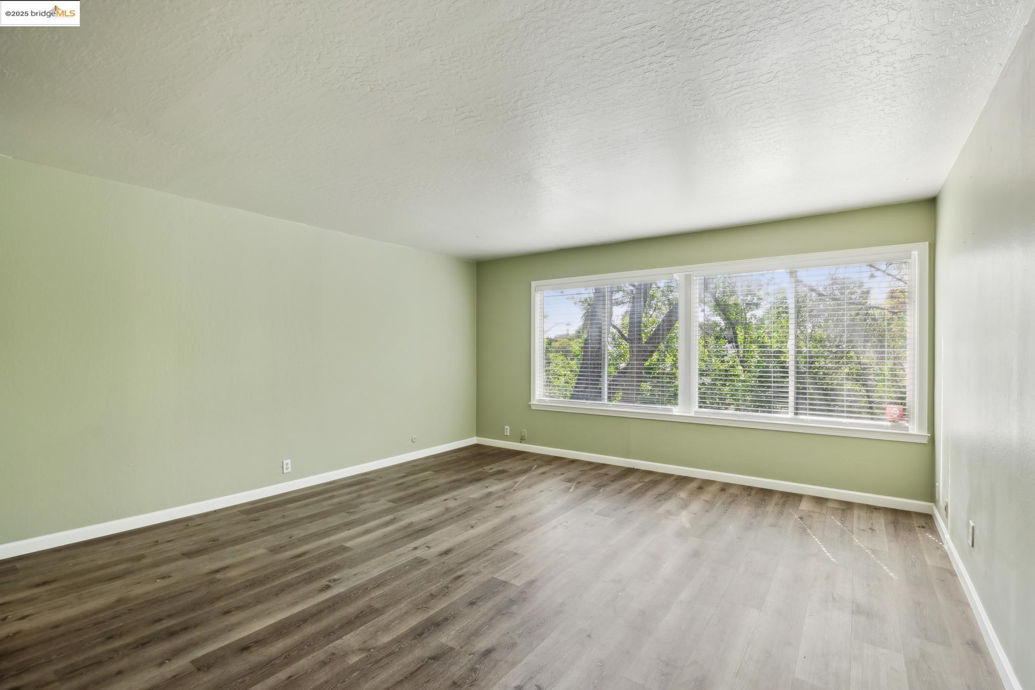 455 Crescent Street # 107