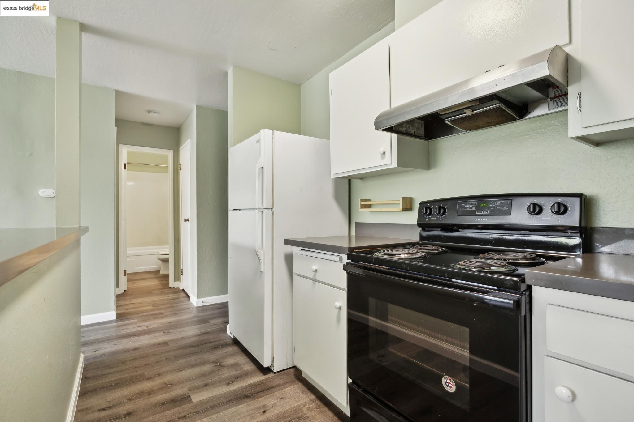 455 Crescent Street # 107