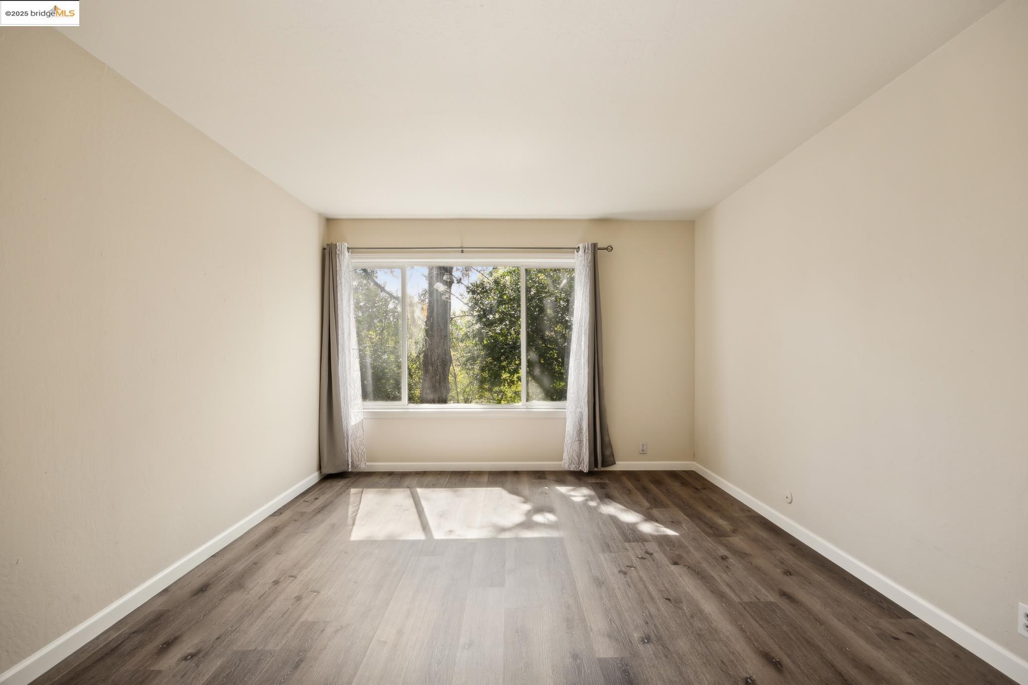 455 Crescent Street # 107