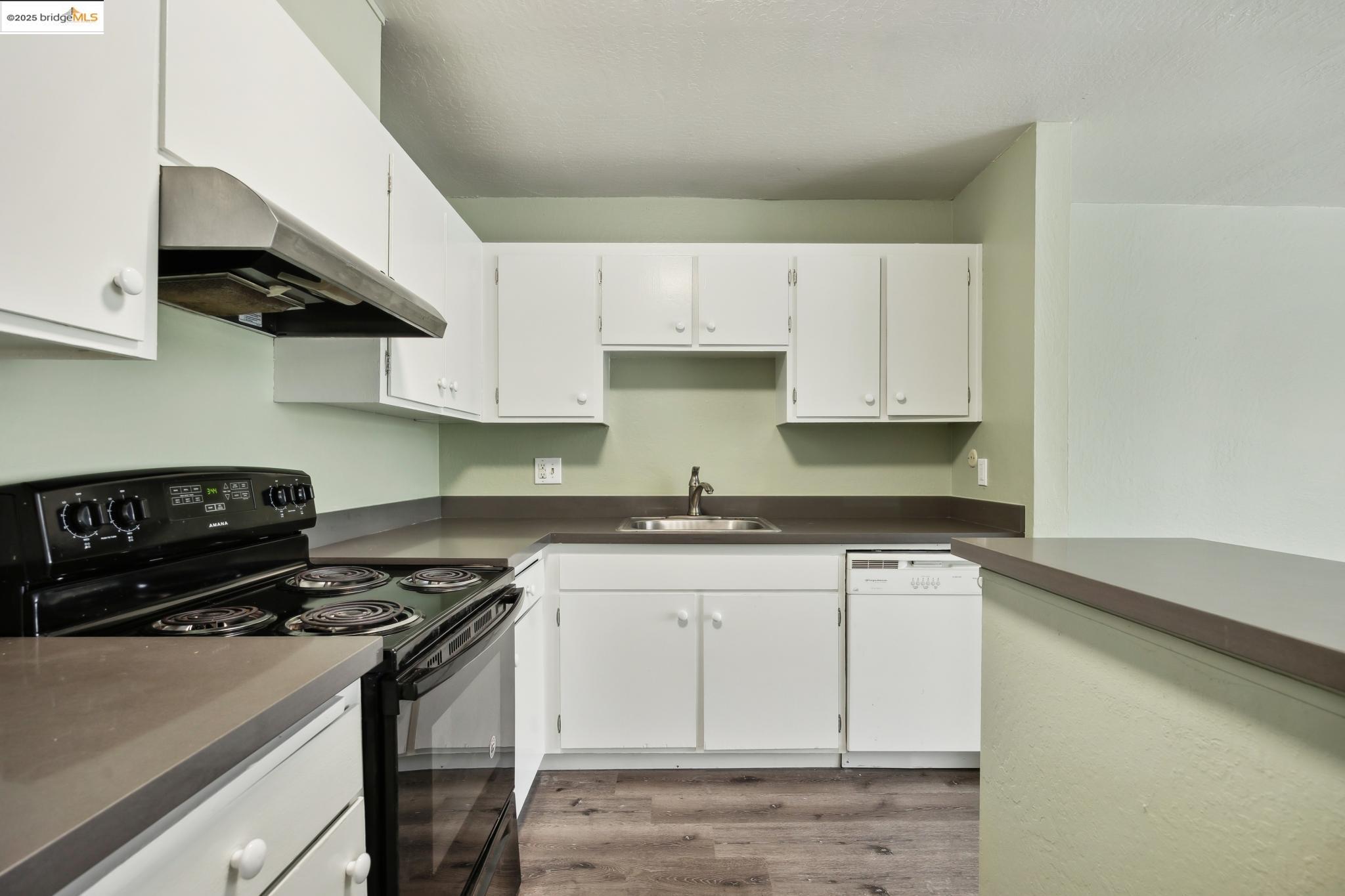 455 Crescent Street # 107