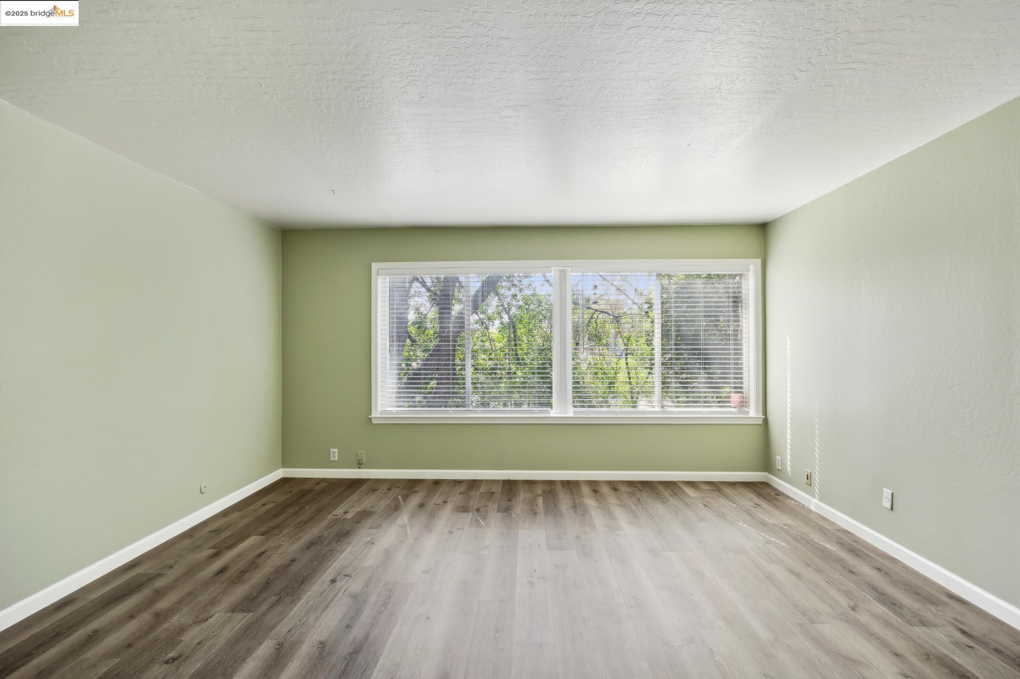 455 Crescent Street # 107