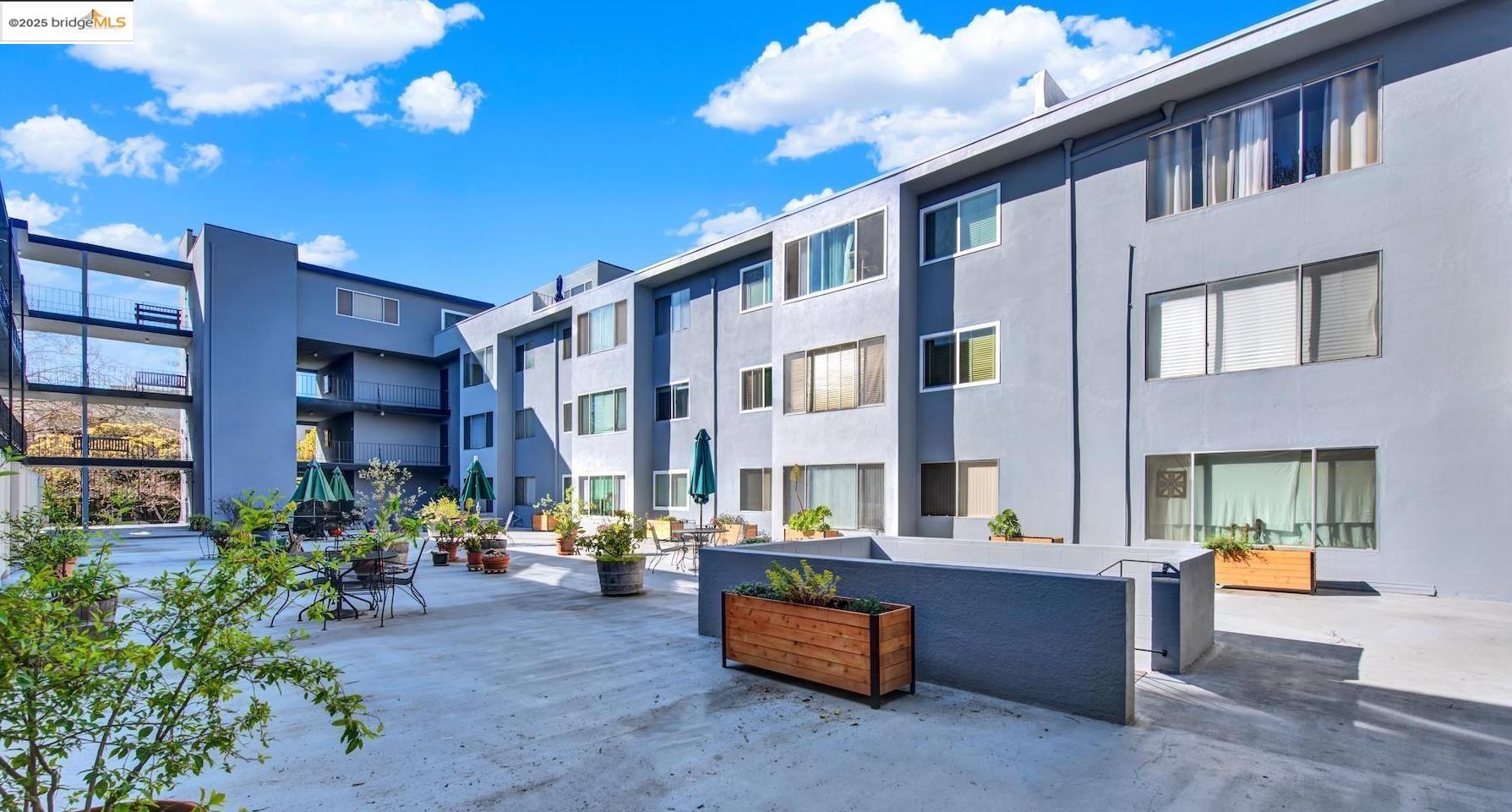 455 Crescent Street # 107