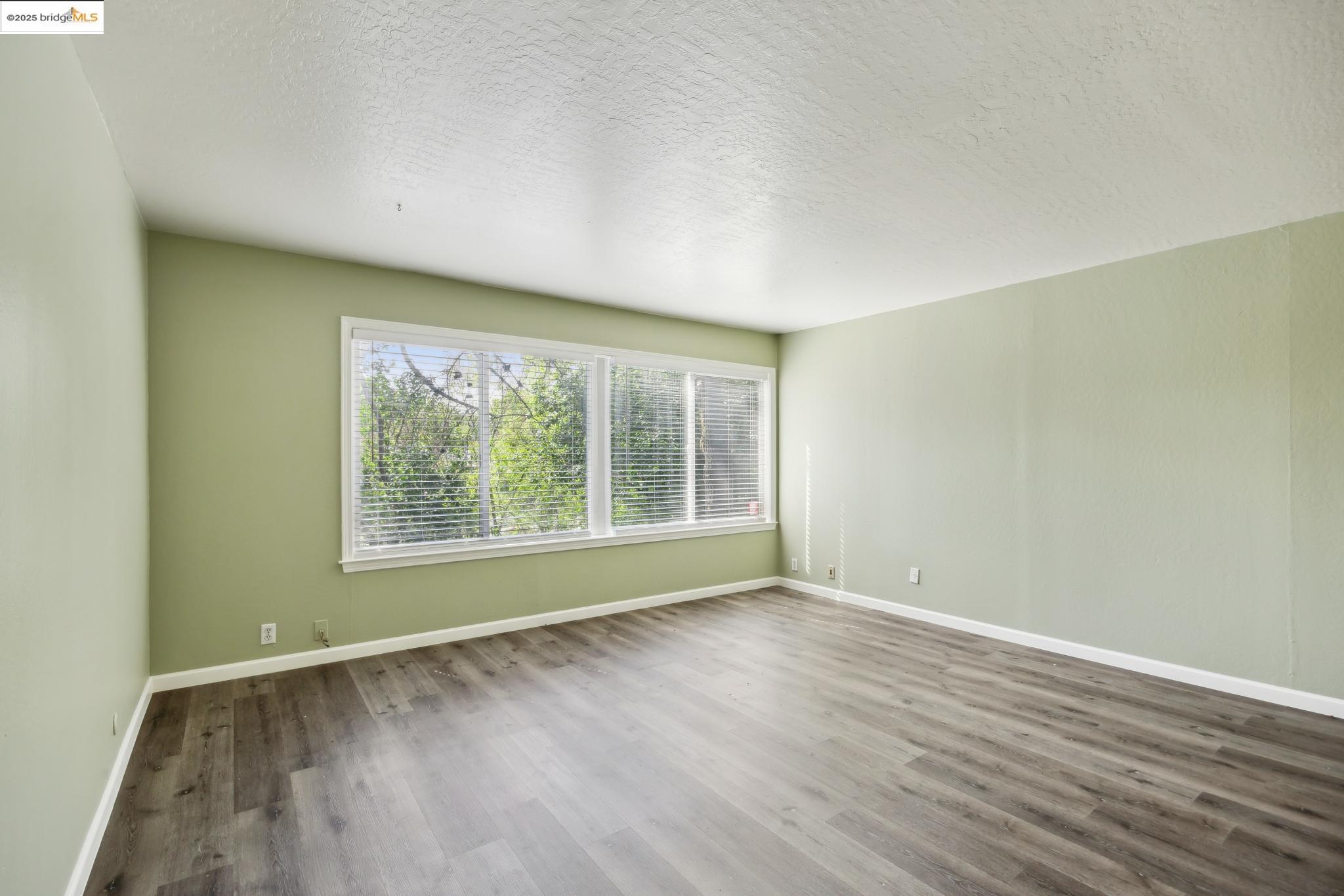 455 Crescent Street # 107