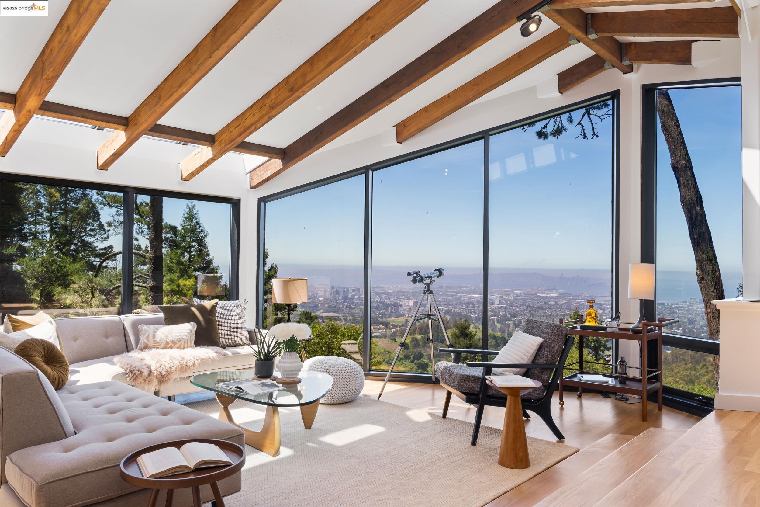 5989 Grizzly Peak Blvd