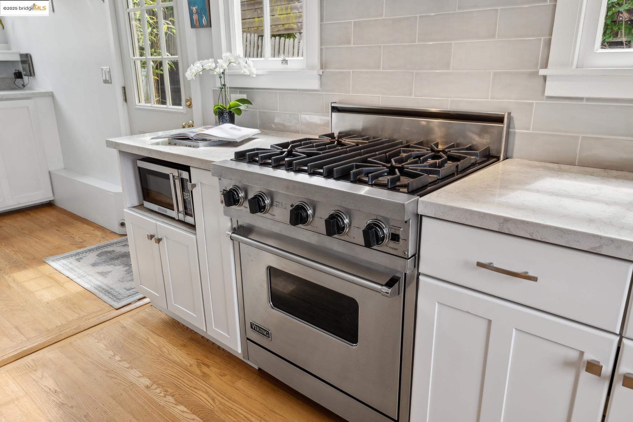 927 Santa Barbara Rd