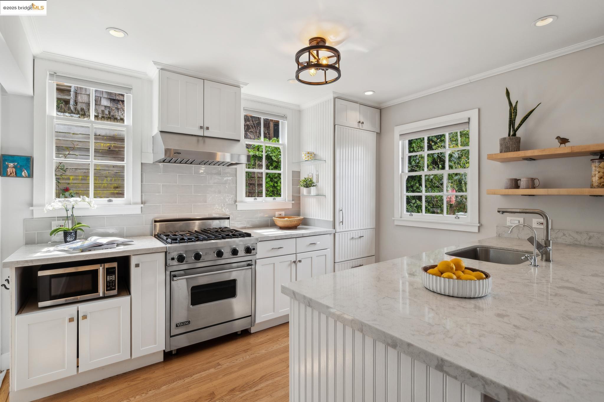 927 Santa Barbara Rd