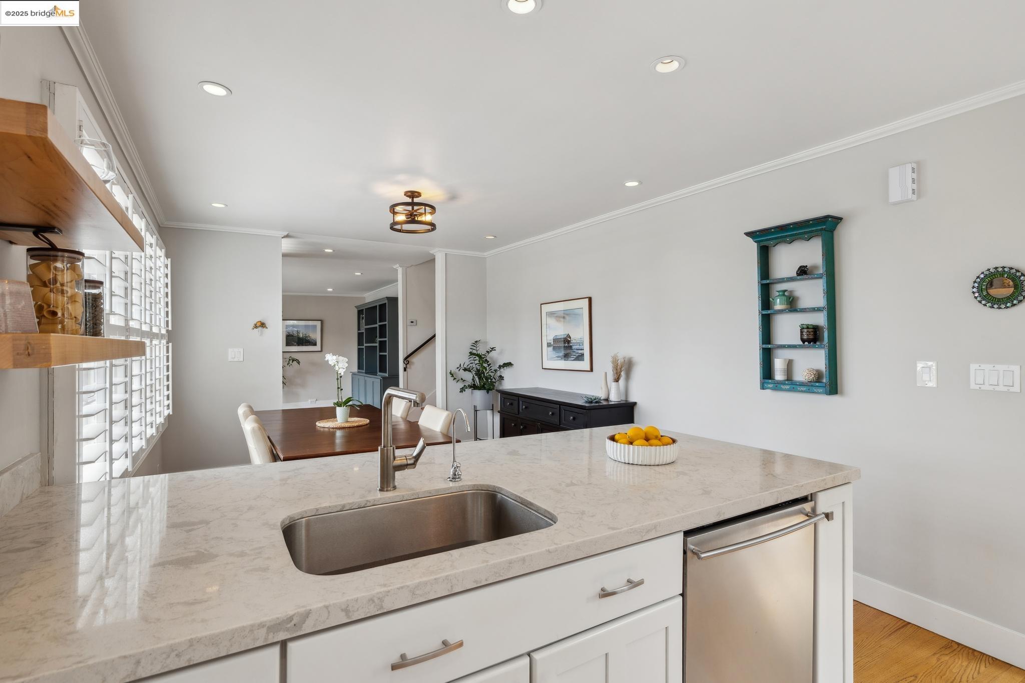 927 Santa Barbara Rd