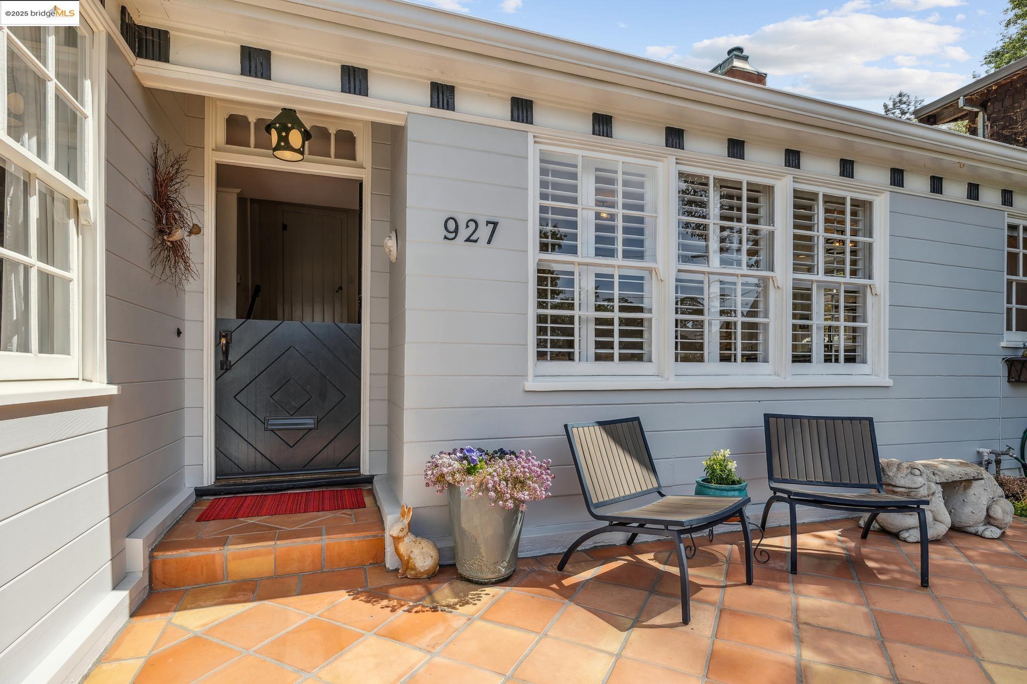 927 Santa Barbara Rd