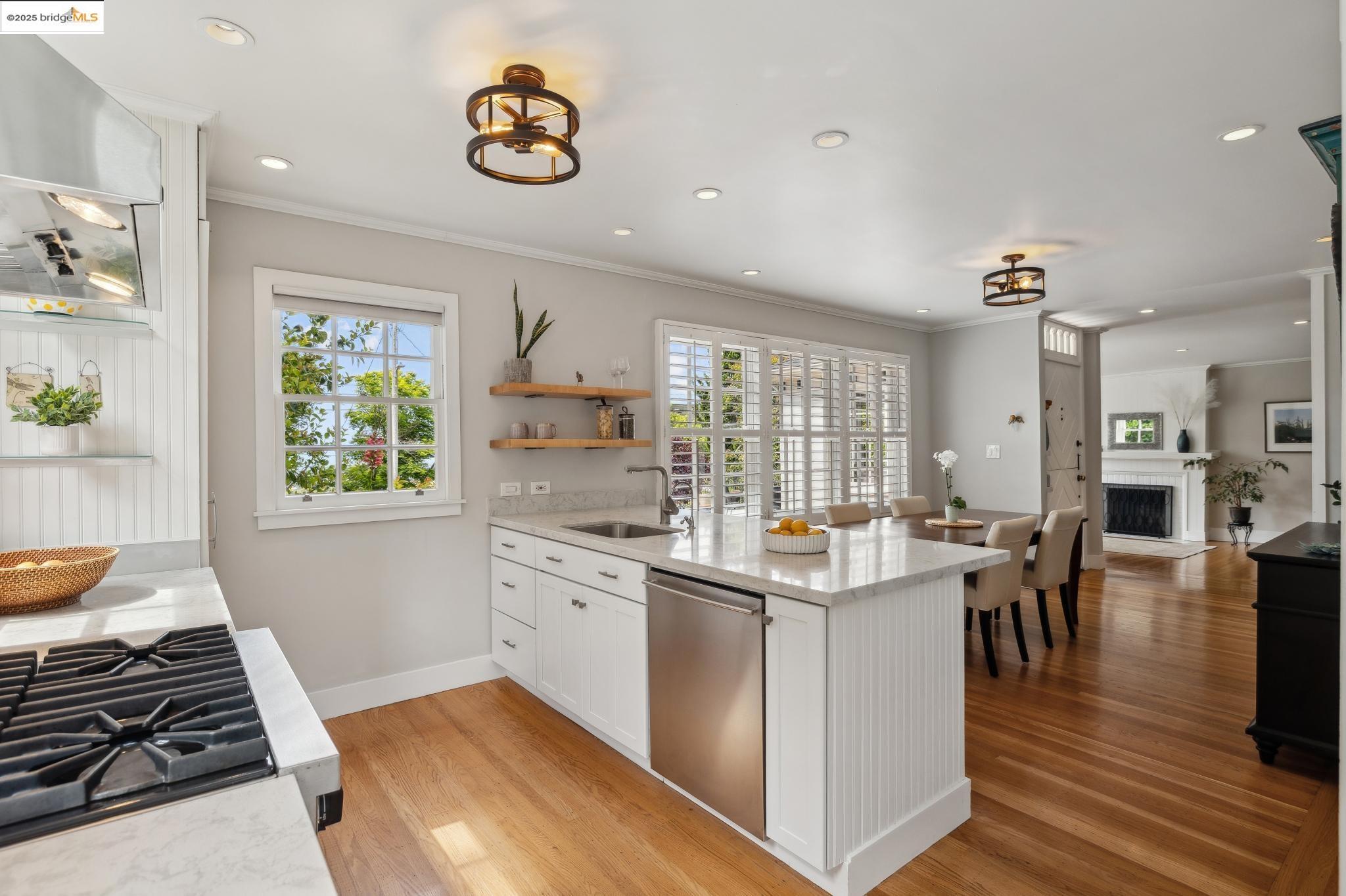 927 Santa Barbara Rd