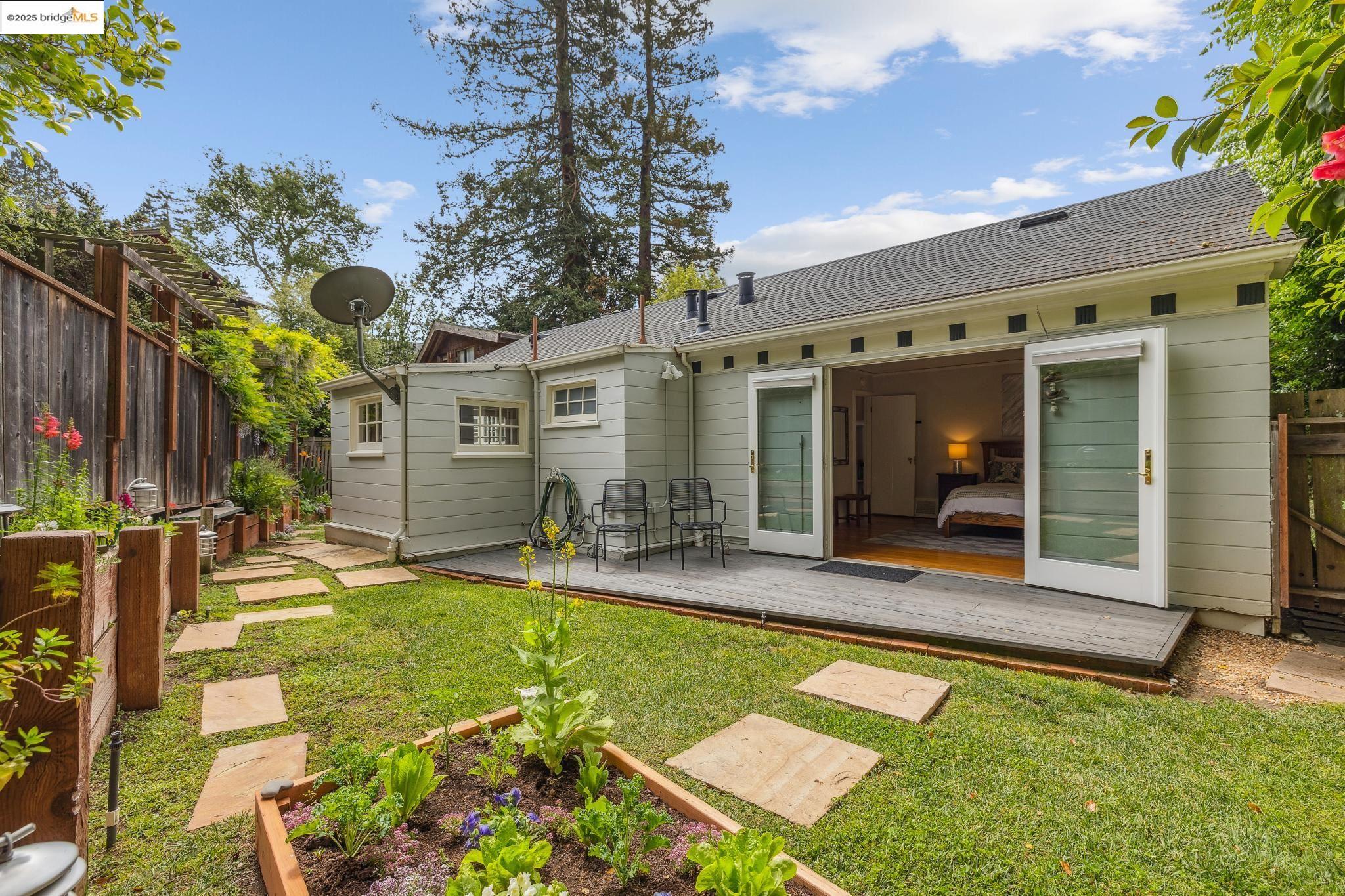 927 Santa Barbara Rd