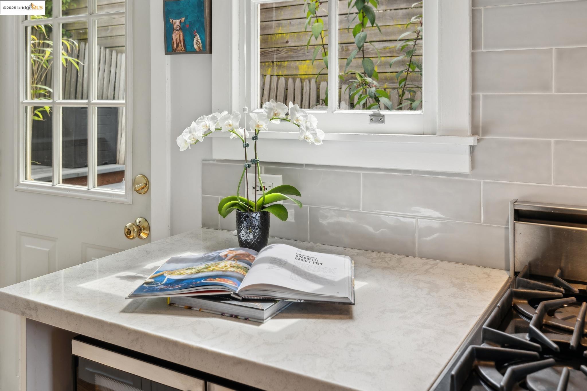 927 Santa Barbara Rd