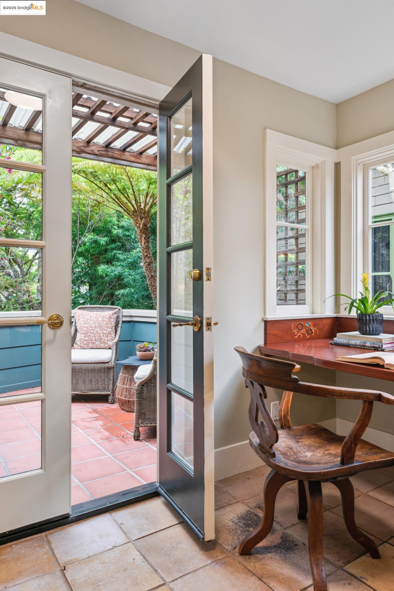 2815 Piedmont Ave