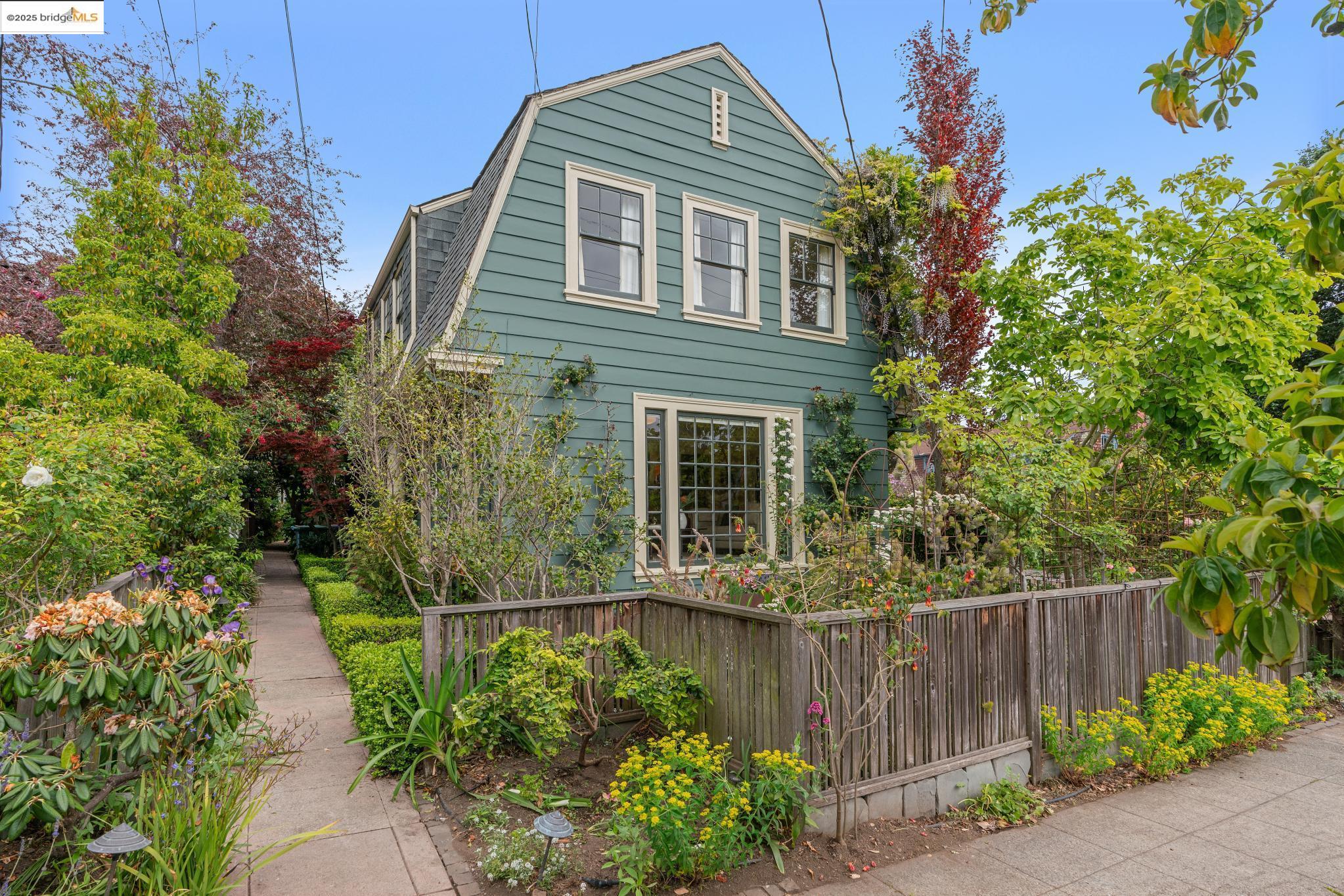 2815 Piedmont Ave