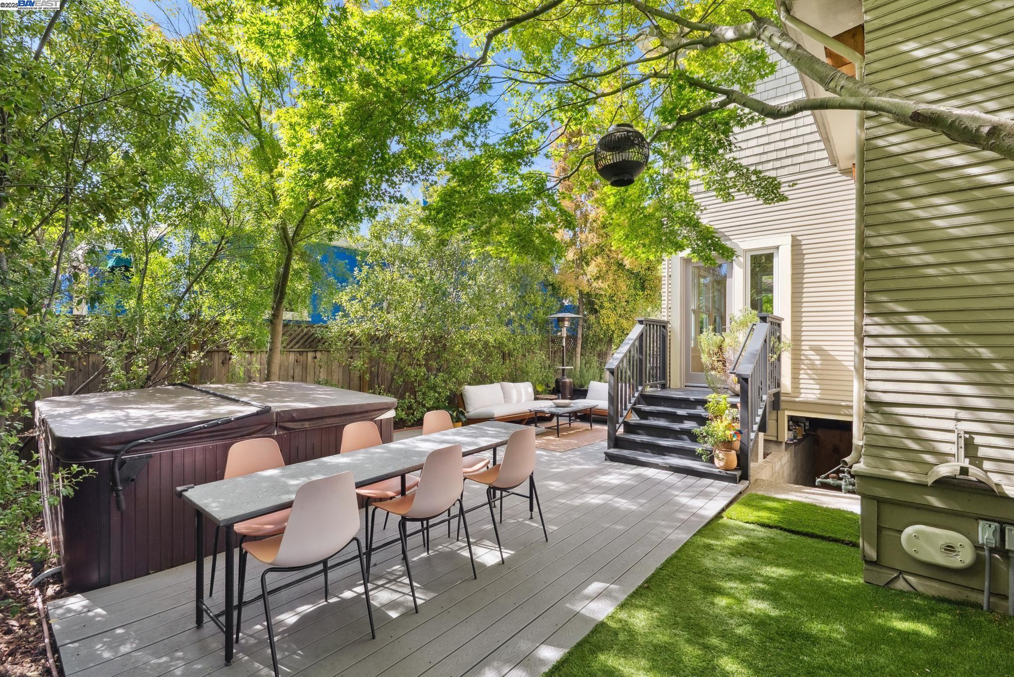 1325 Saint Charles St