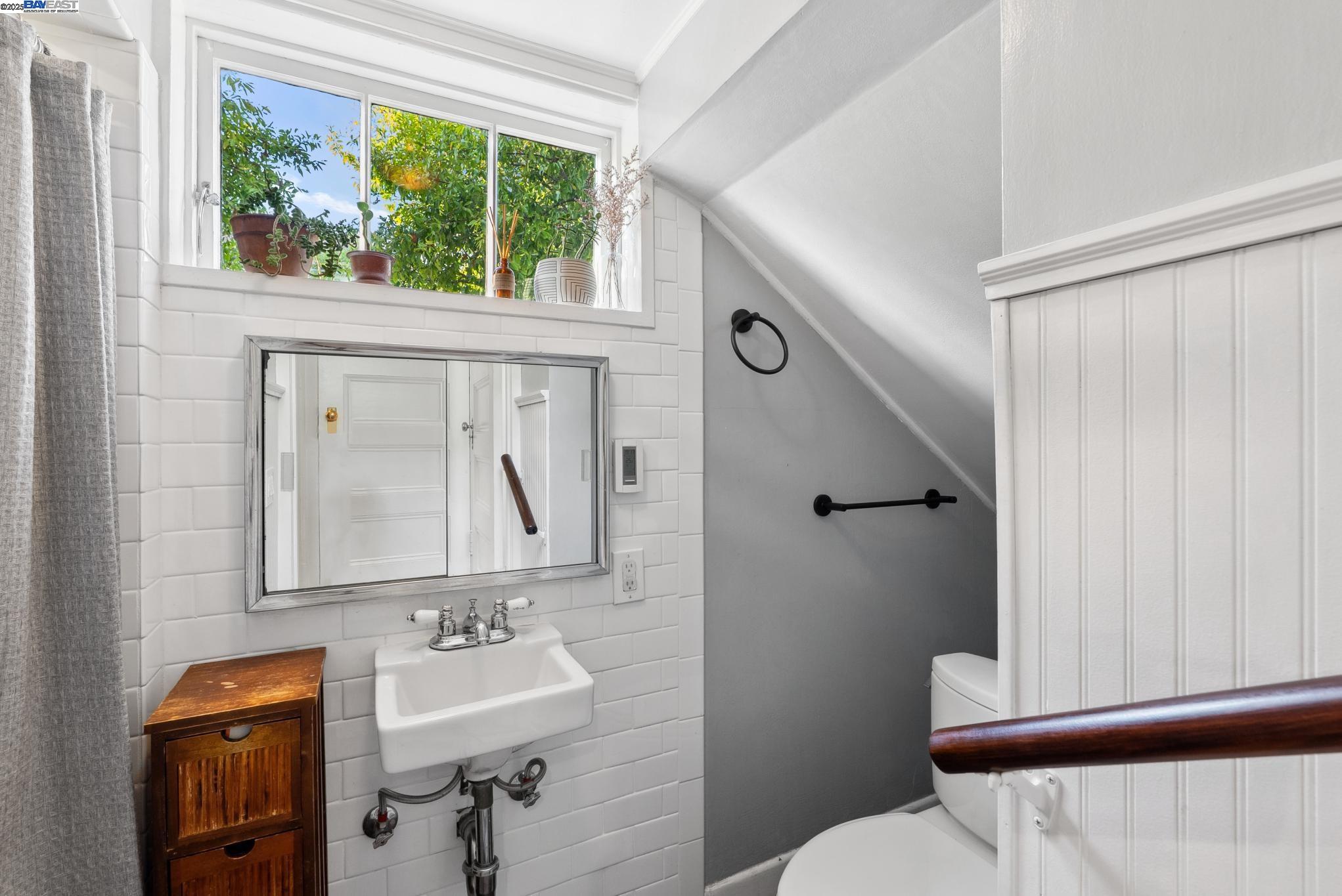 1325 Saint Charles St