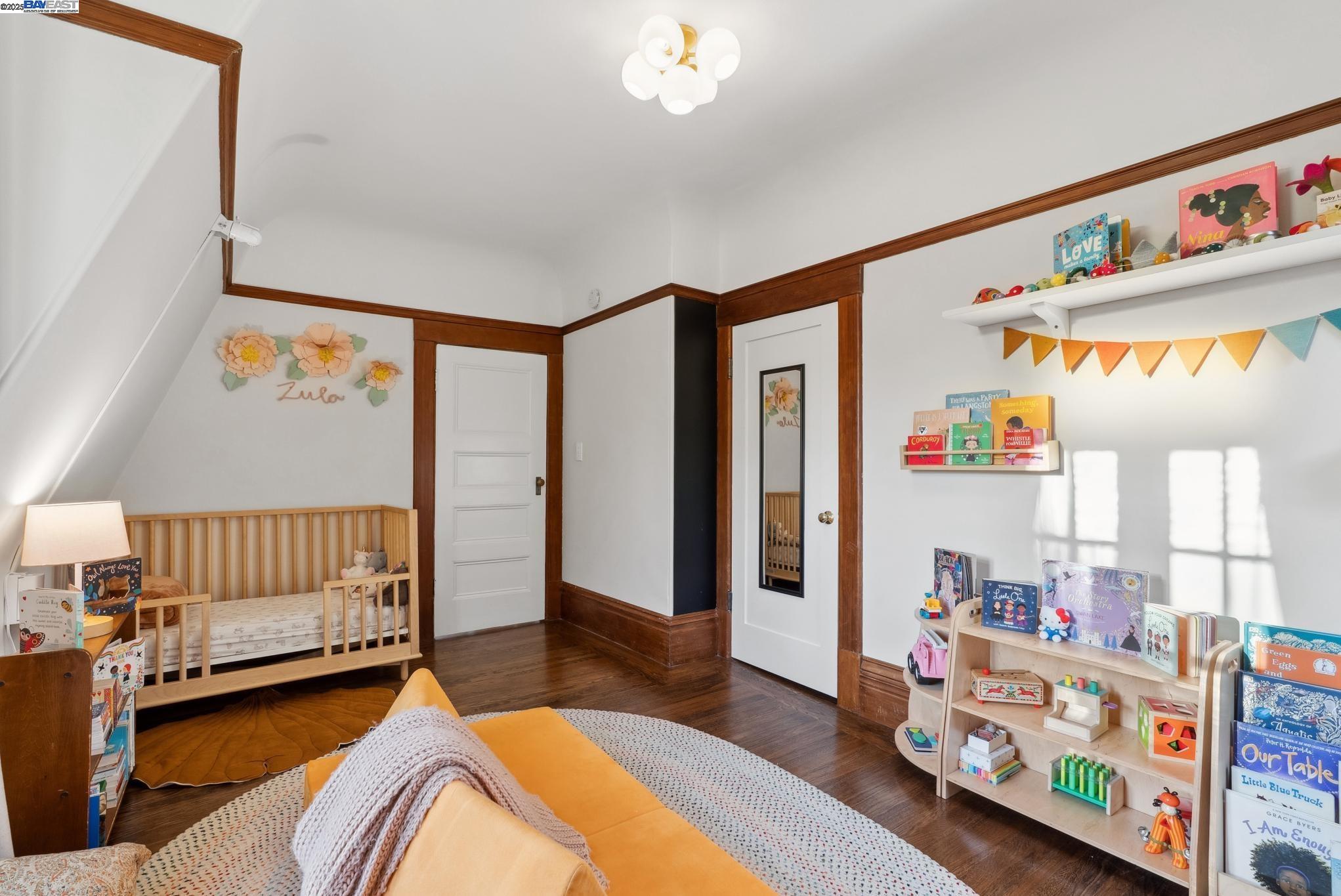 1325 Saint Charles St