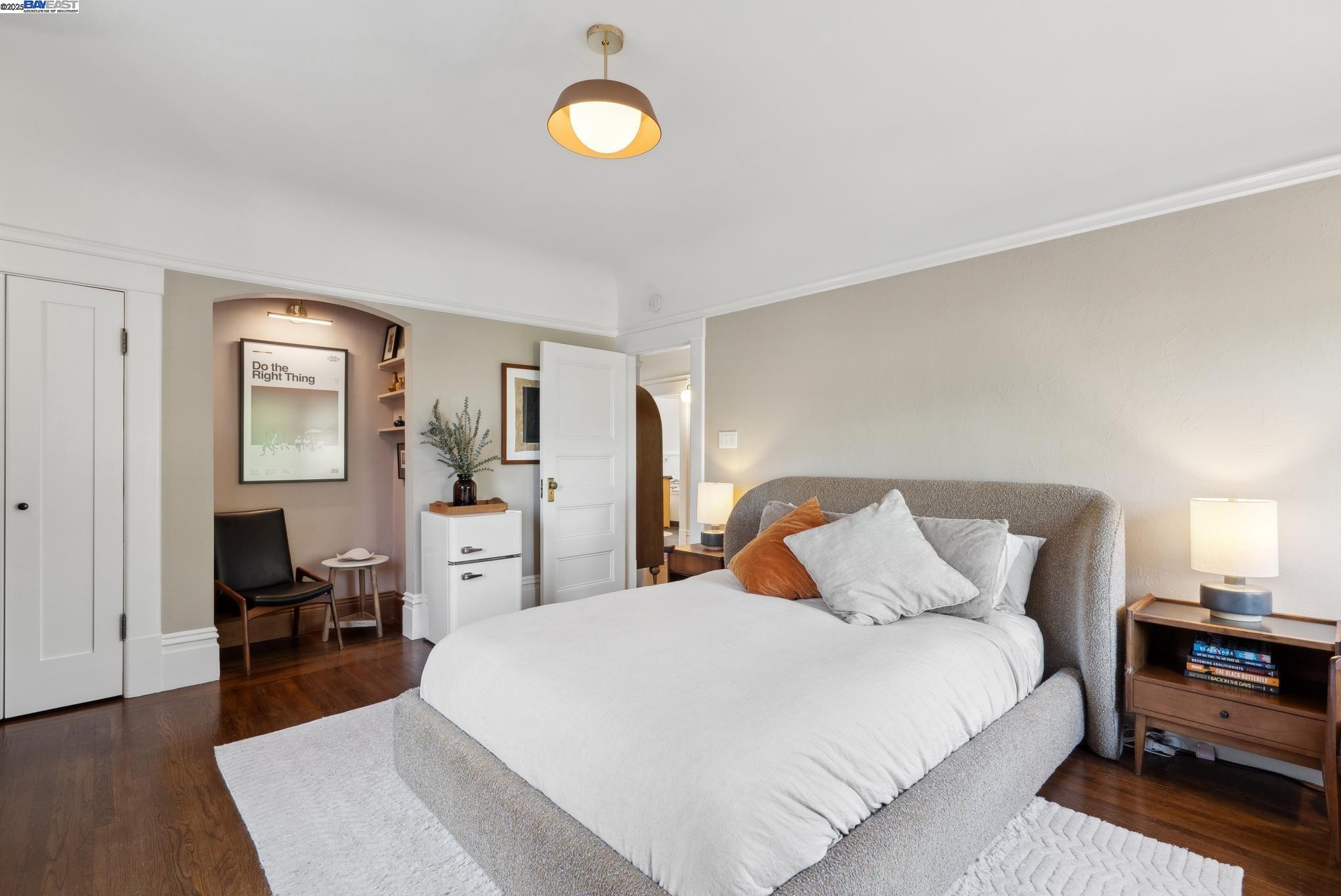 1325 Saint Charles St