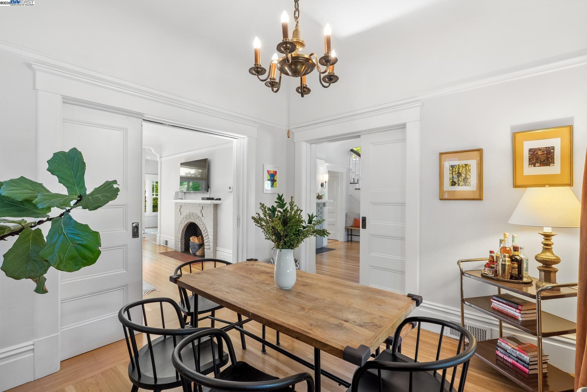 1325 Saint Charles St