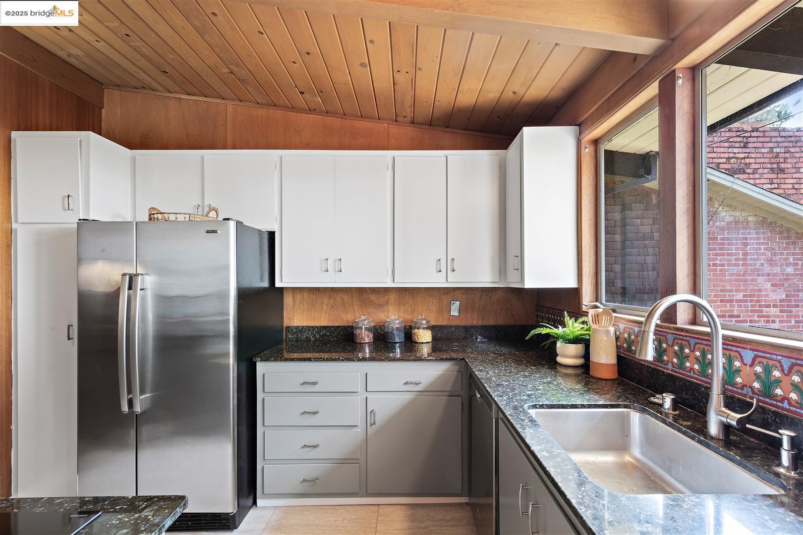 1412 Grizzly Peak Blvd