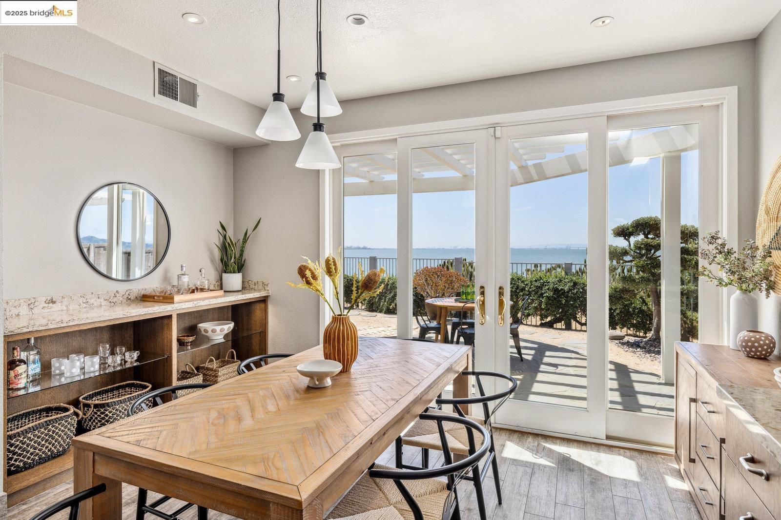 53 Harbor View Dr