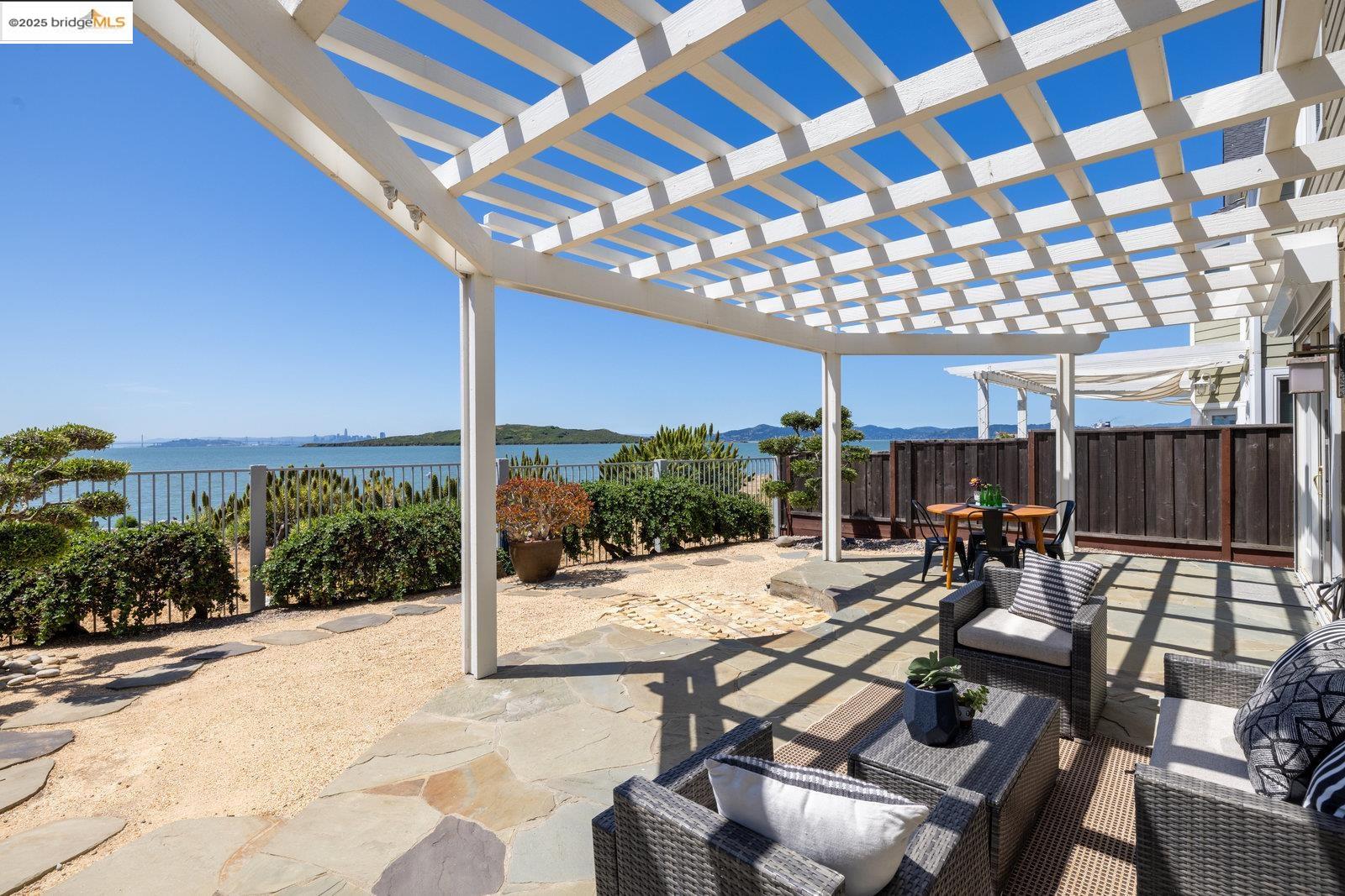 53 Harbor View Dr