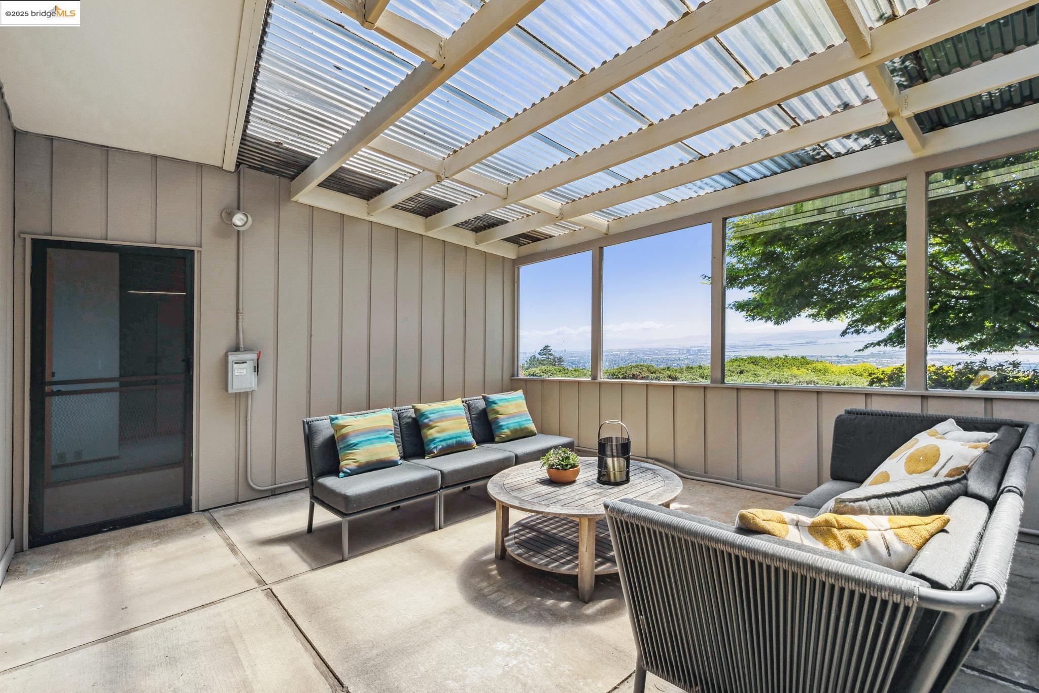1 Garden Dr