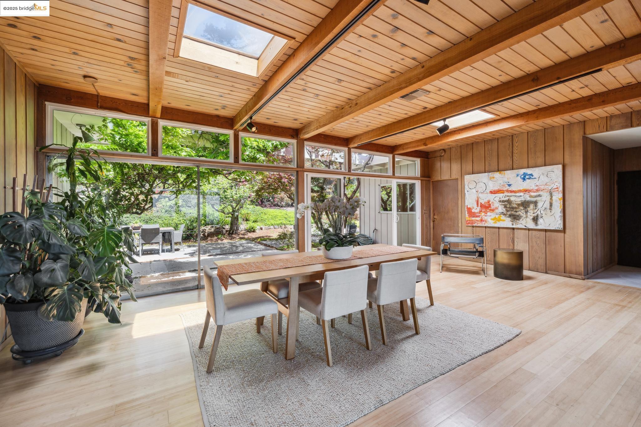 1 Garden Dr