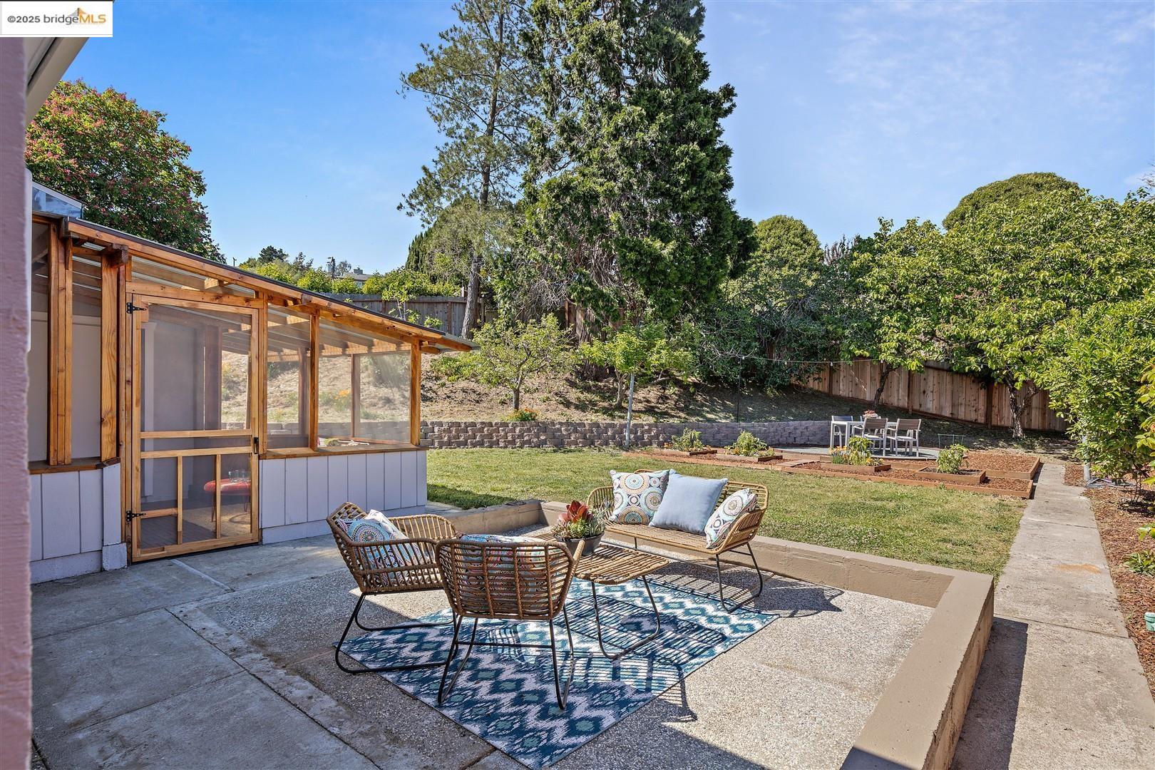 4511 Gregory Way