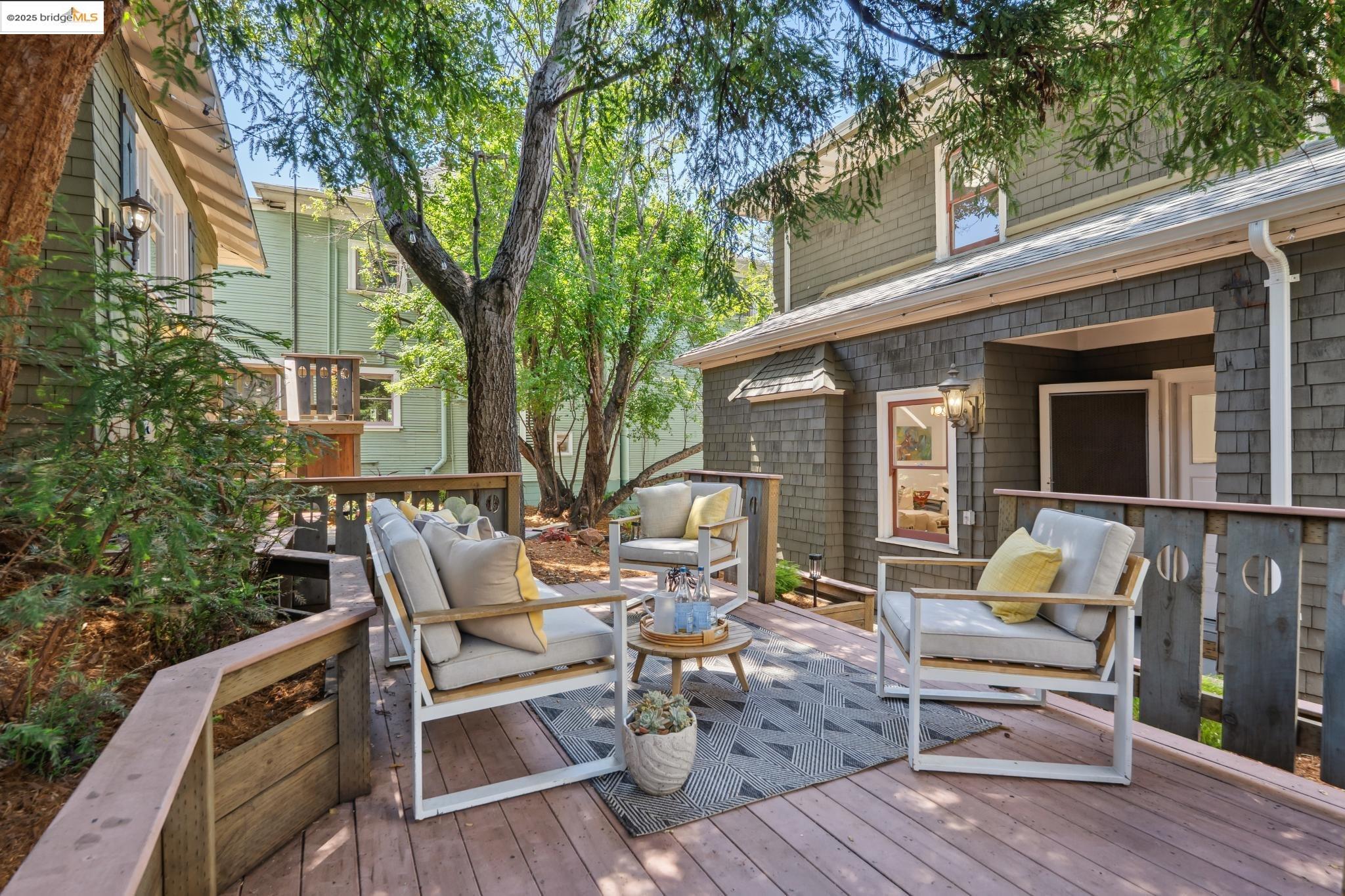 310 Oakland Ave