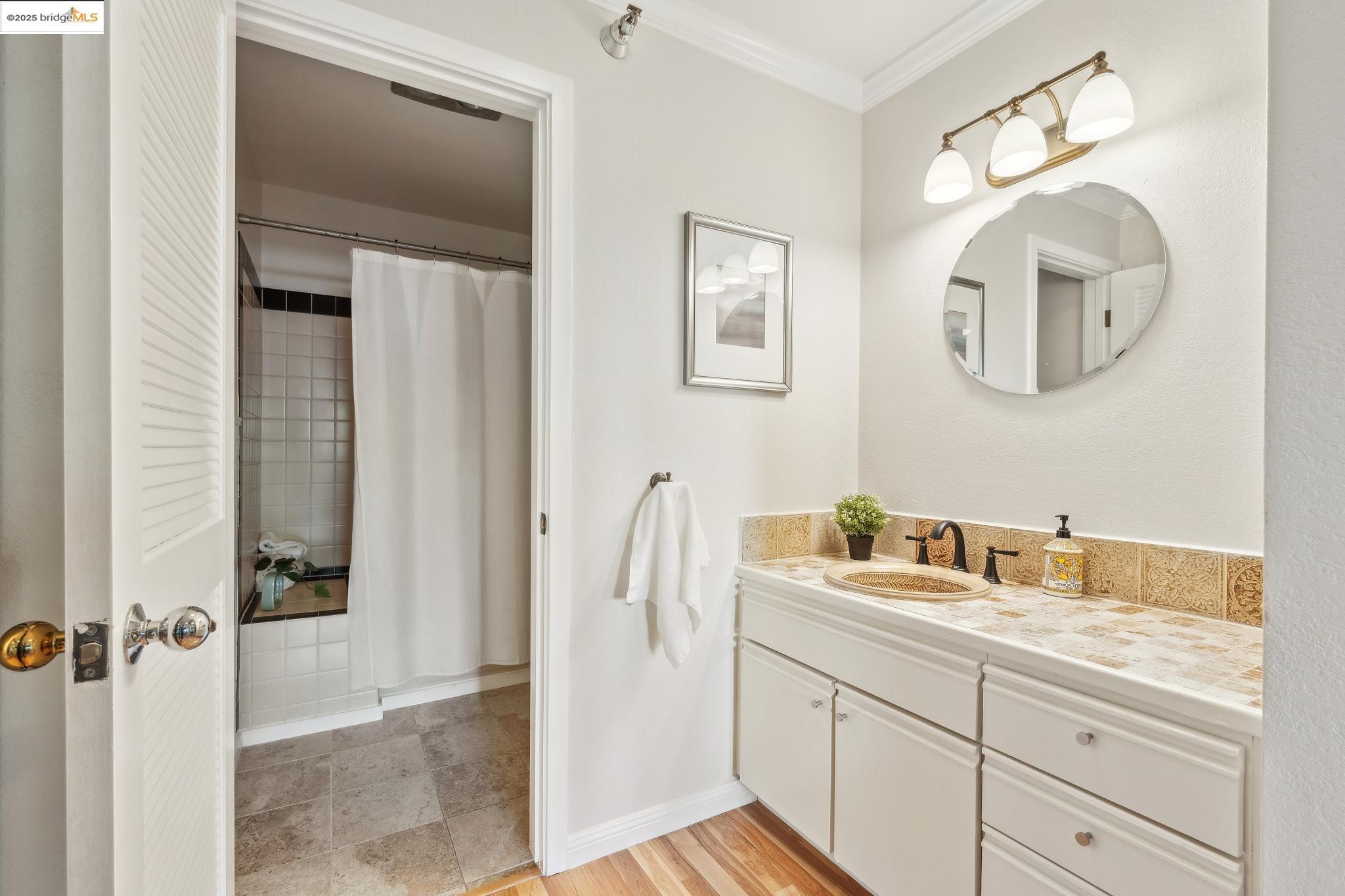 1207 Melville Square # 114