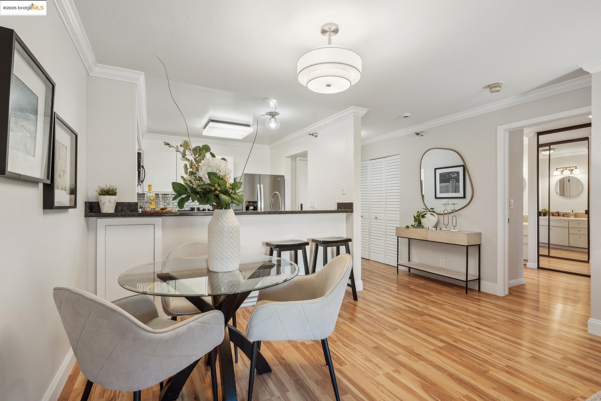 1207 Melville Square # 114