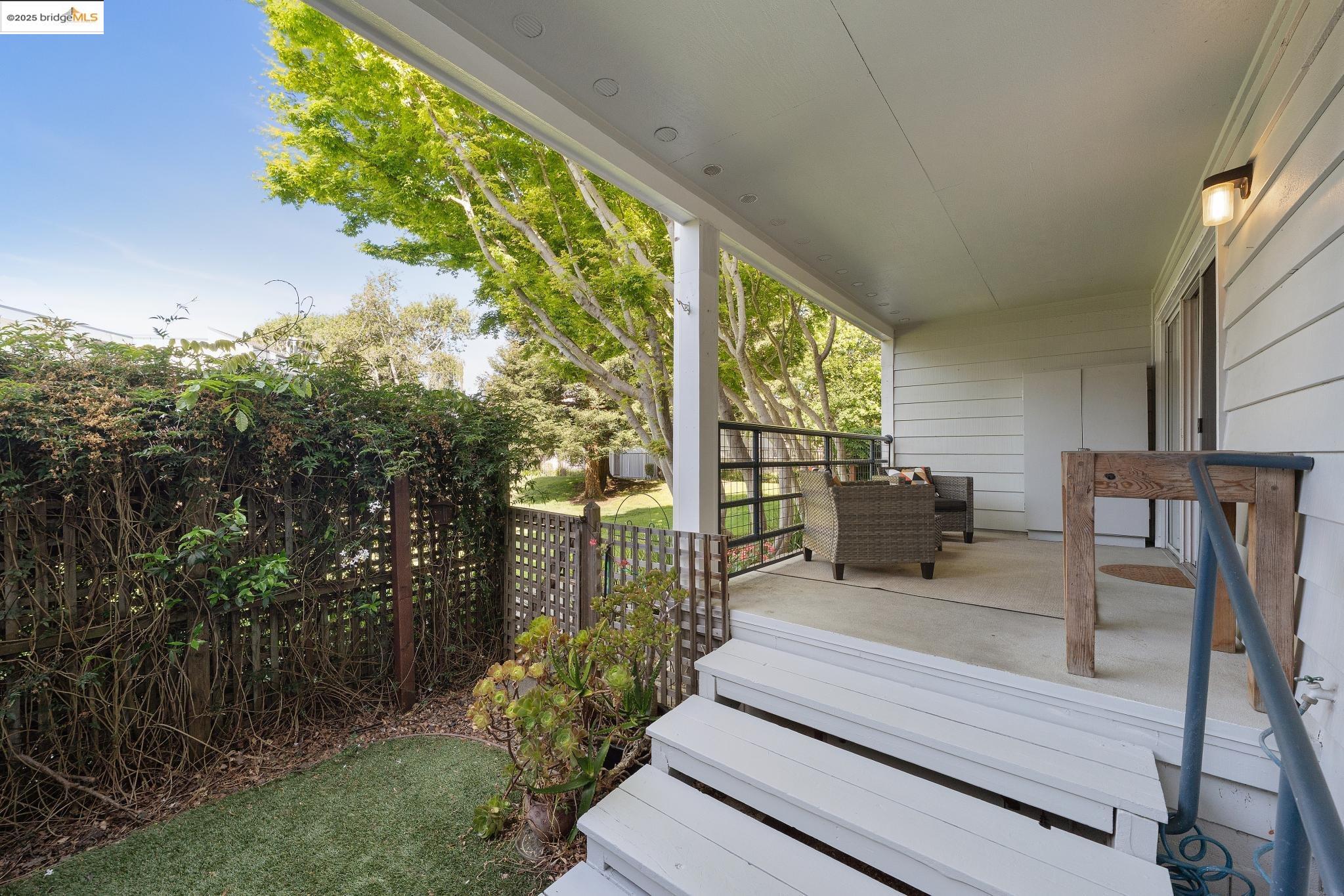 1207 Melville Square # 114